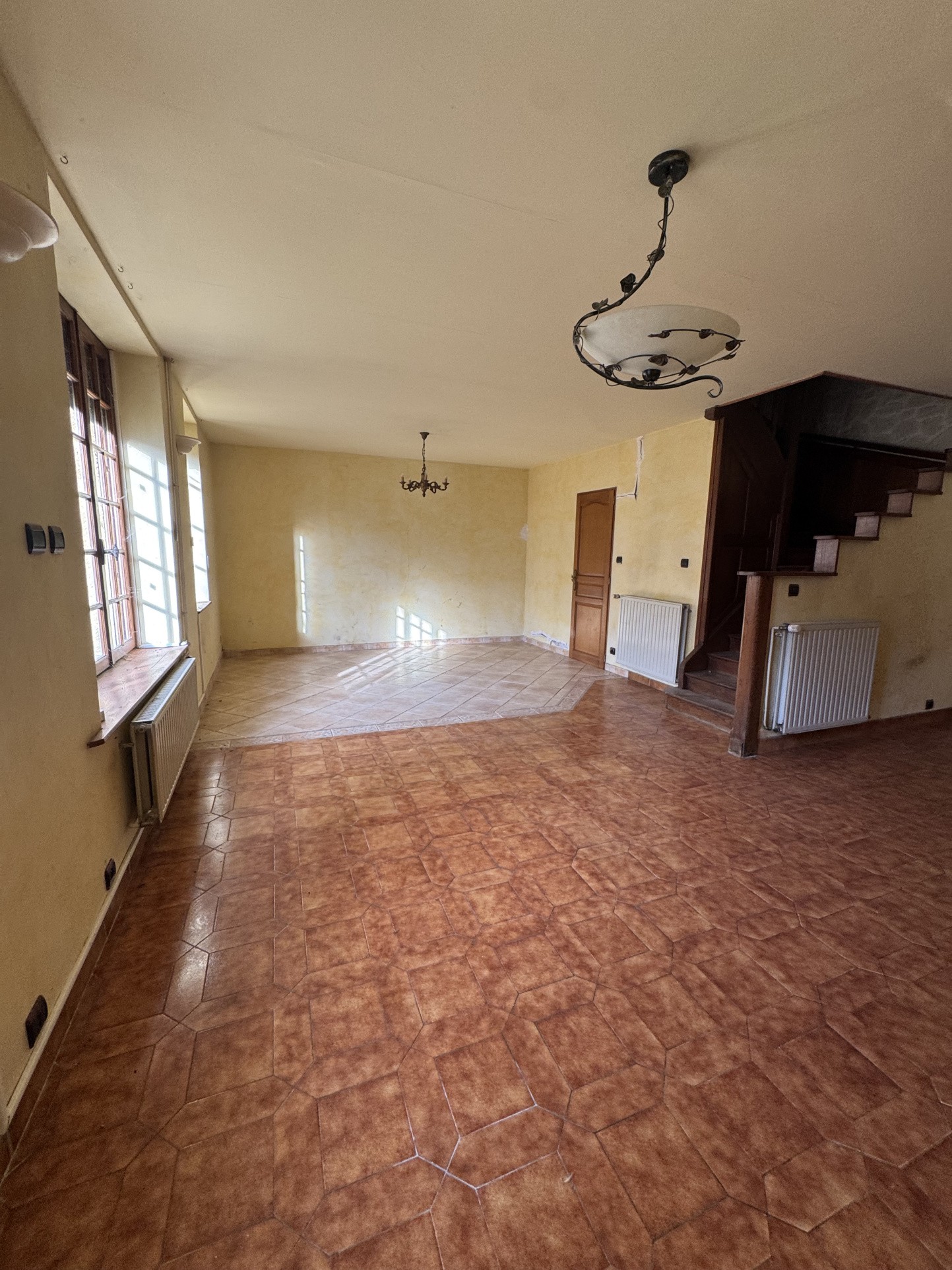 Maison familiale mitoyenne 7 pièces — photo 3