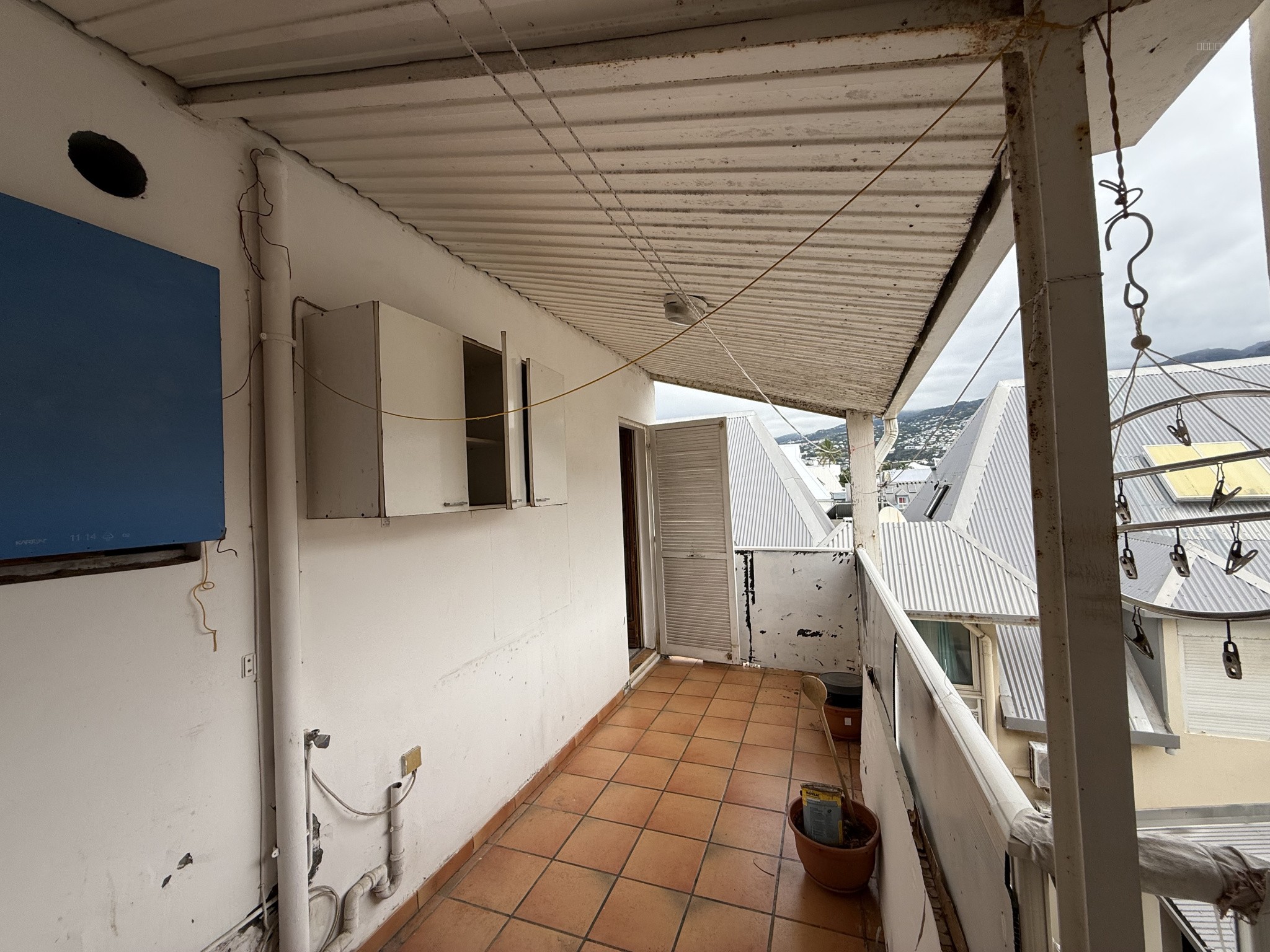 À vendre : Appartement T4 de 85 m2 au Centre-Ville de Saint-Denis, — photo 9