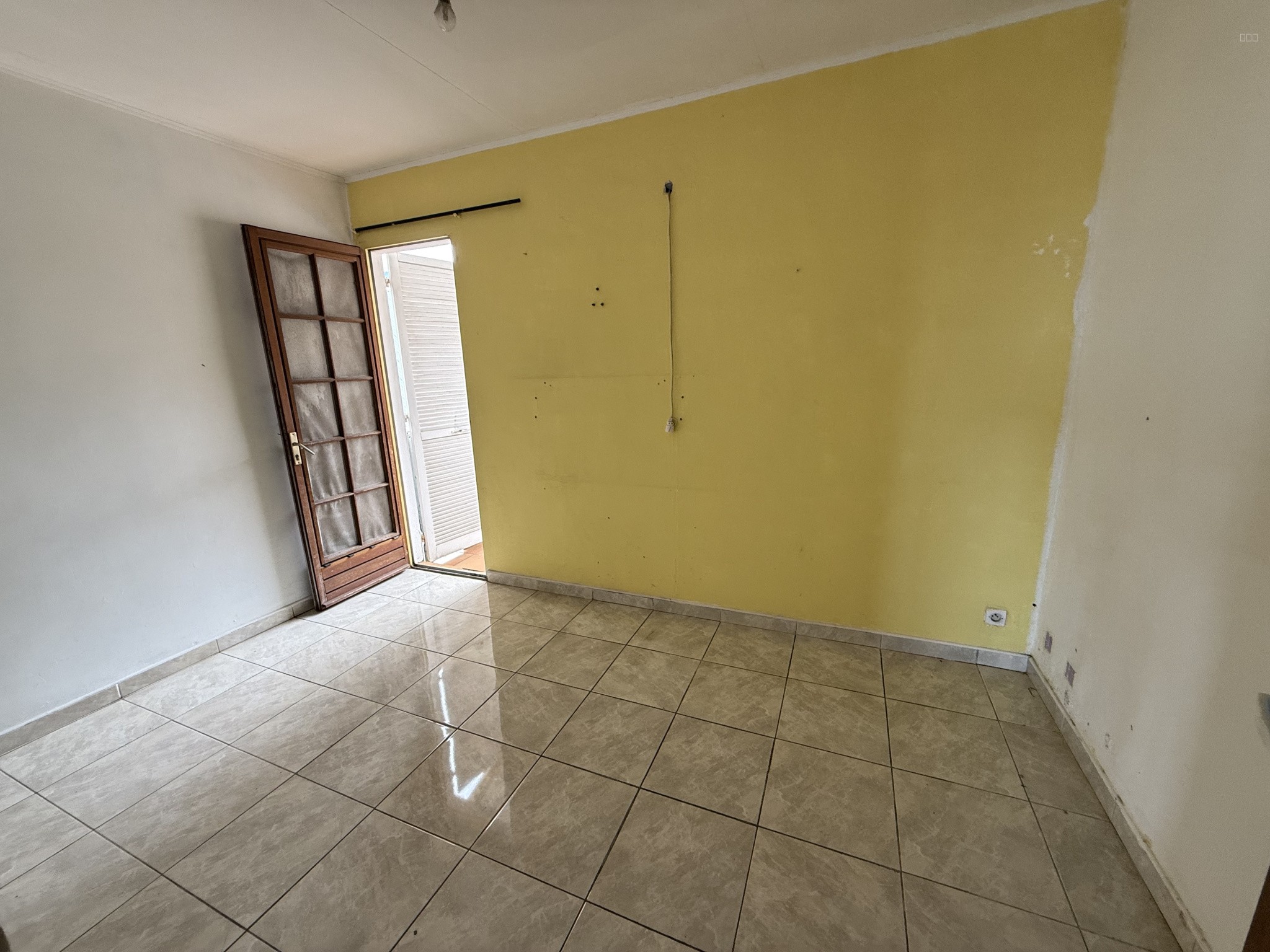 À vendre : Appartement T4 de 85 m2 au Centre-Ville de Saint-Denis, — photo 5