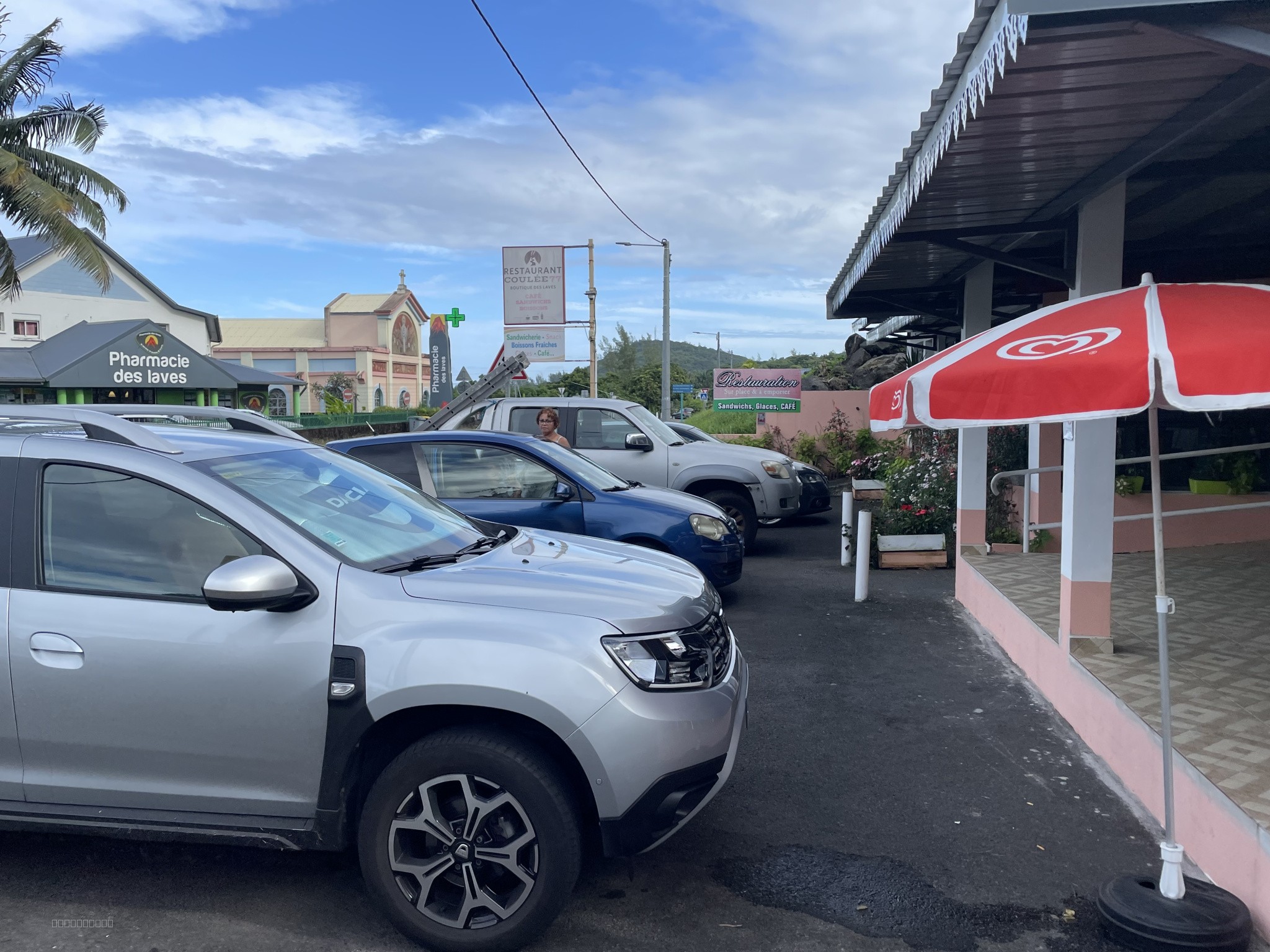 A vendre local restauration de 145 m2 avec un f4 de 110 m2 à l'étage sur Sainte Rose — photo 8