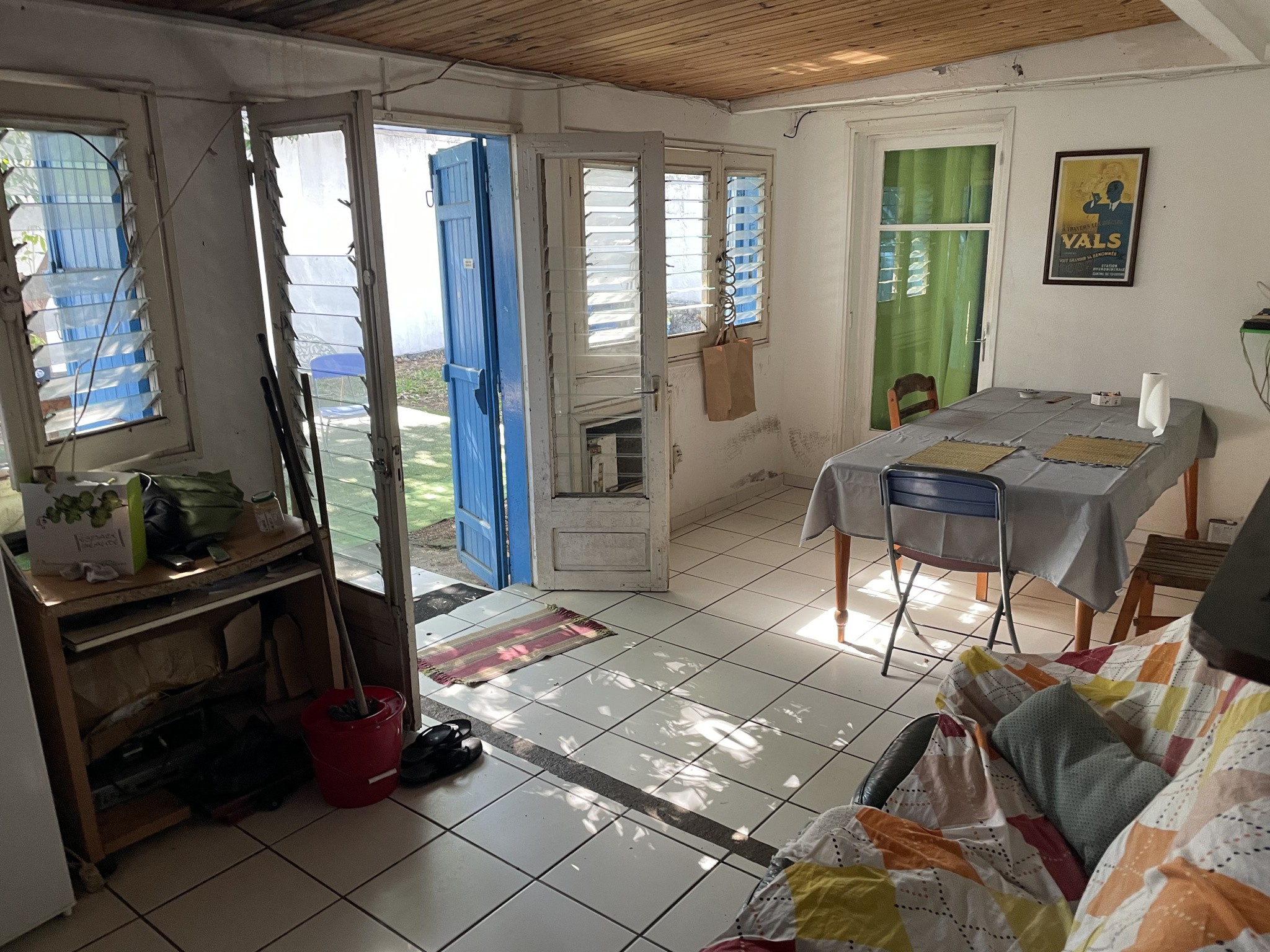 Maison F4 sur terrain de 525 m2 sur Saint Pierre Centre ville — photo 4