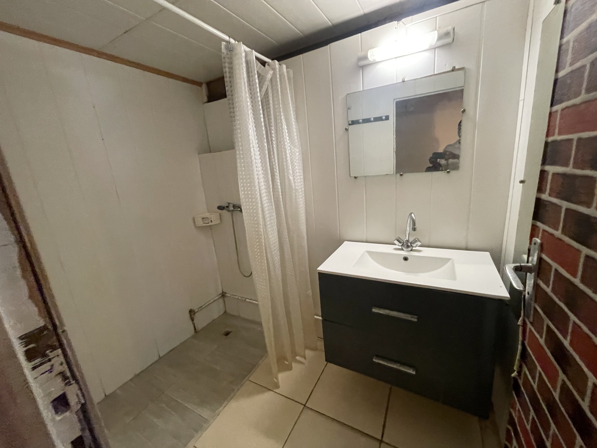 Maison F3 de 60 m2 à rénover sur Bois de Nèfles Saint Paul — photo 5