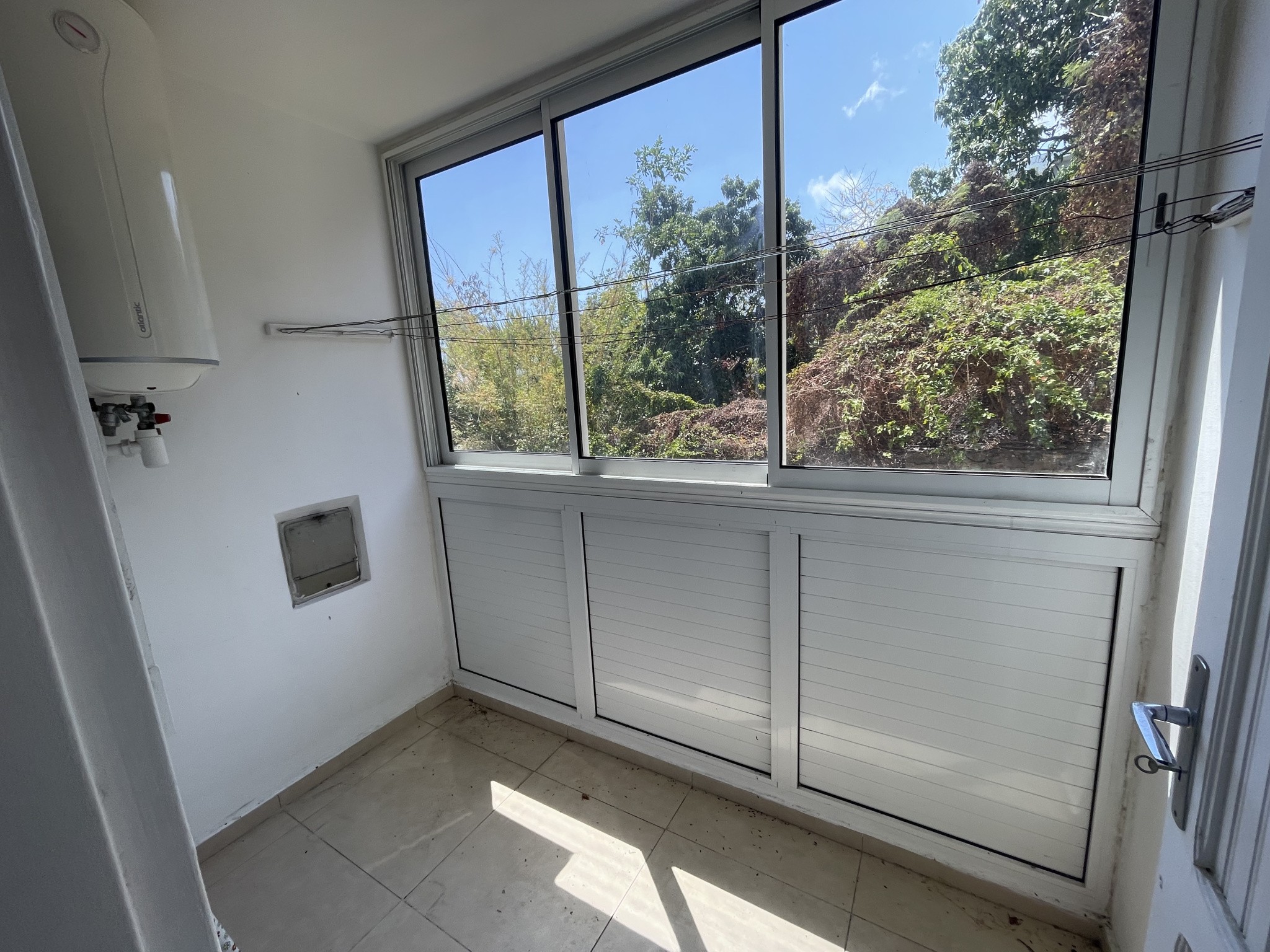 F4 de 94 m2 plus terrasse sur Saint Denis — photo 8