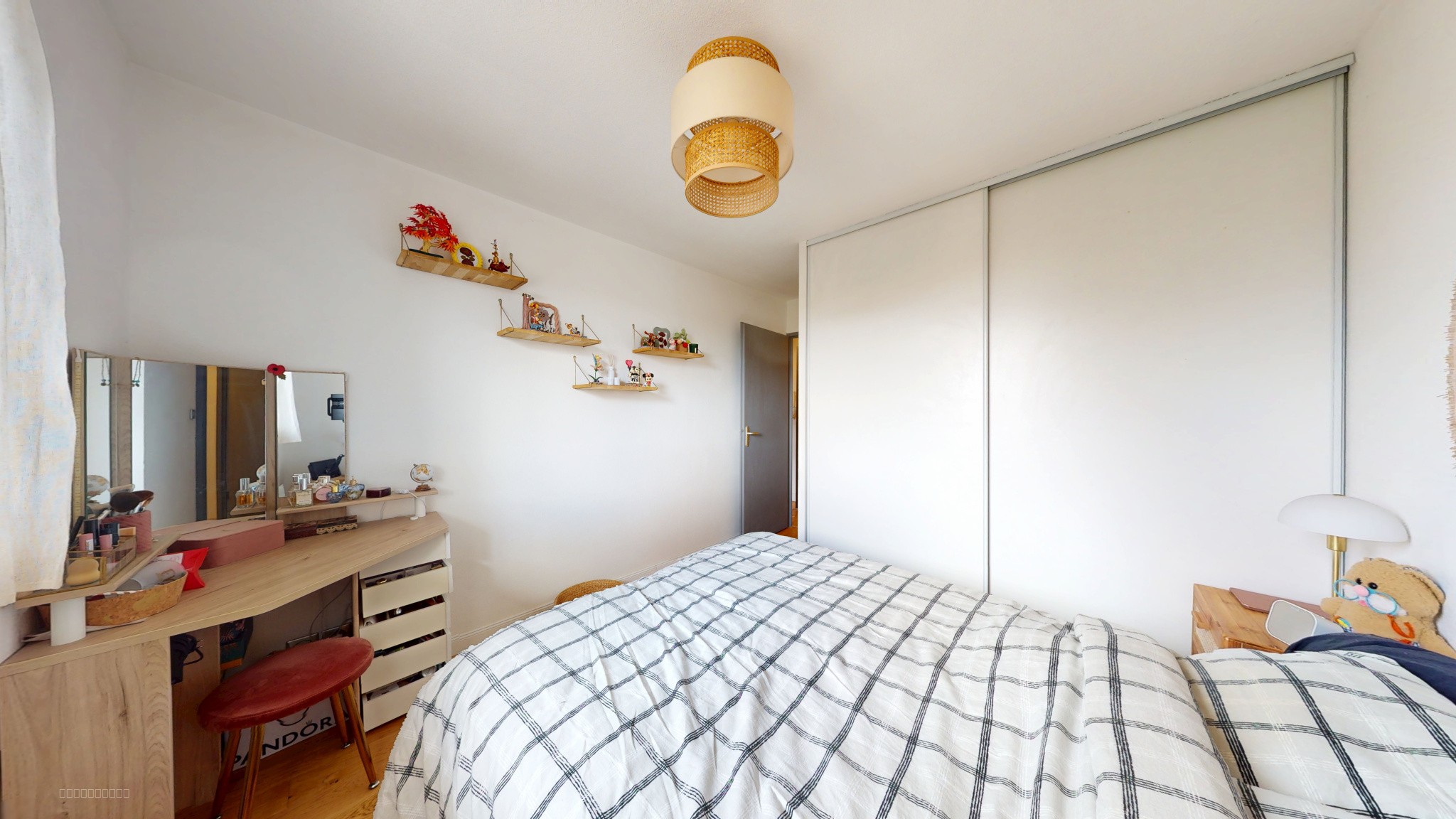 APPARTEMENT T.3 AVEC GARAGE ET PARKING A SAINT-MARTIN-DU-TOUCH. — photo 16