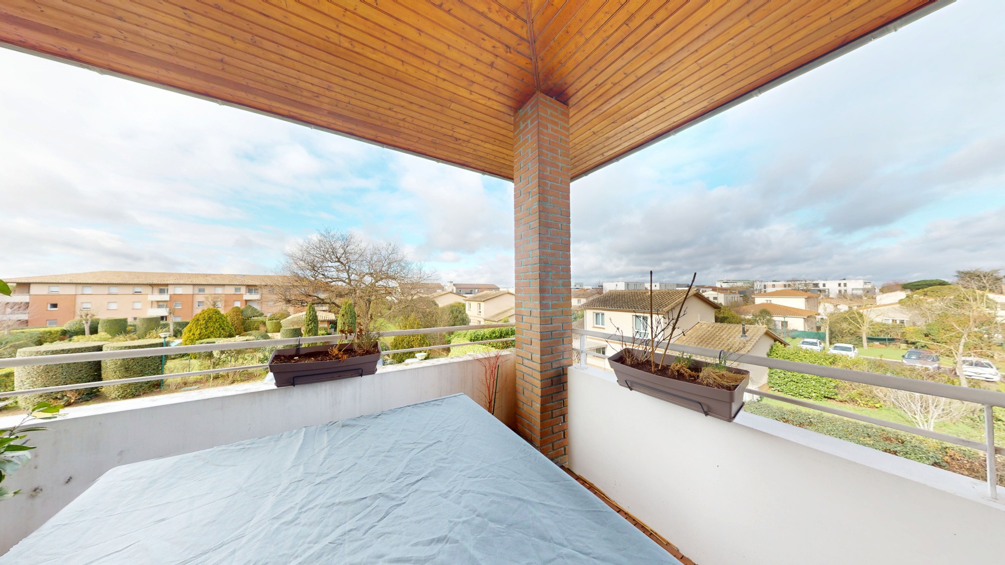 APPARTEMENT T.3 AVEC GARAGE ET PARKING A SAINT-MARTIN-DU-TOUCH. — photo 20