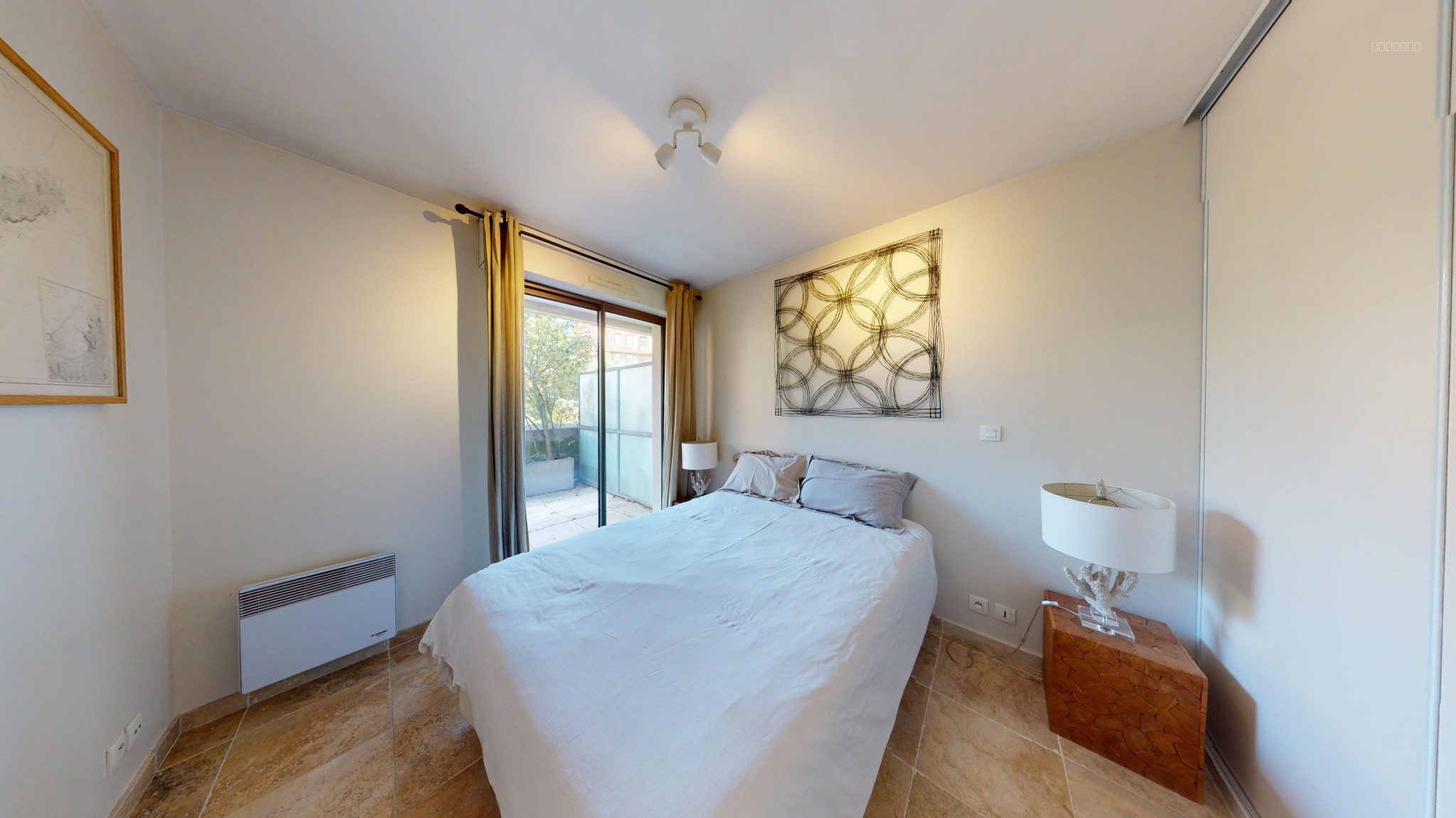 Toulouse   Quartier des Carmes : appartement T2 meublé de 49,59 m2 avec terrasse et cellier — photo 9