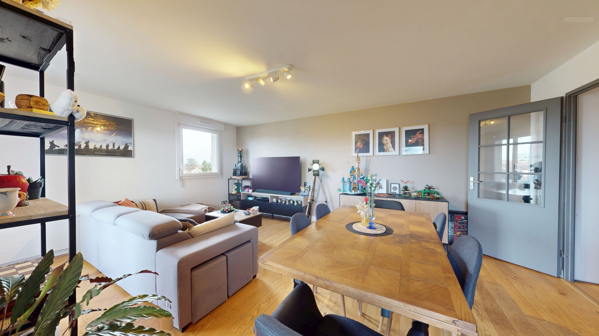 APPARTEMENT T.3 AVEC GARAGE ET PARKING A SAINT-MARTIN-DU-TOUCH. — photo 5