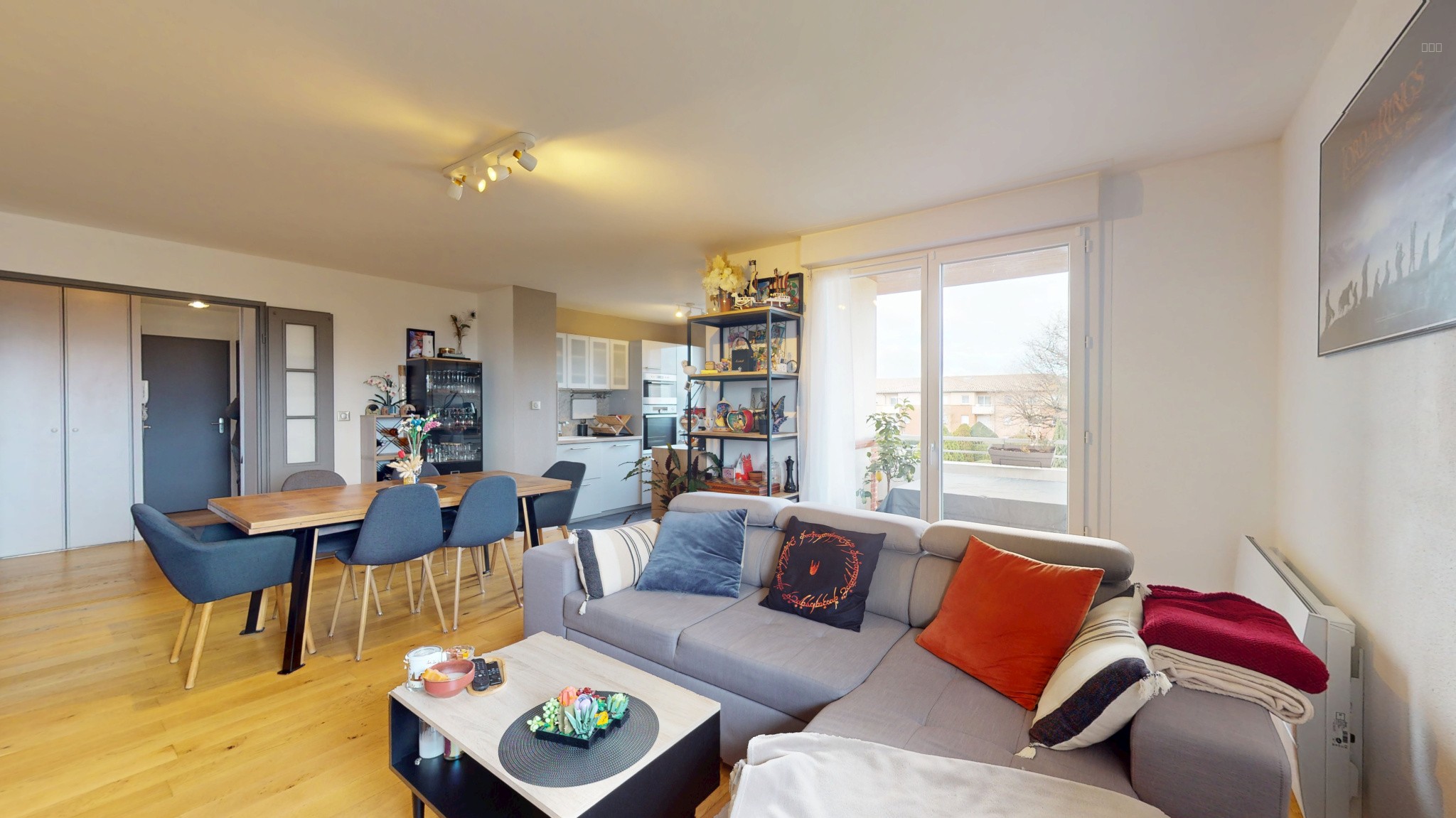 APPARTEMENT T.3 AVEC GARAGE ET PARKING A SAINT-MARTIN-DU-TOUCH. — photo 9