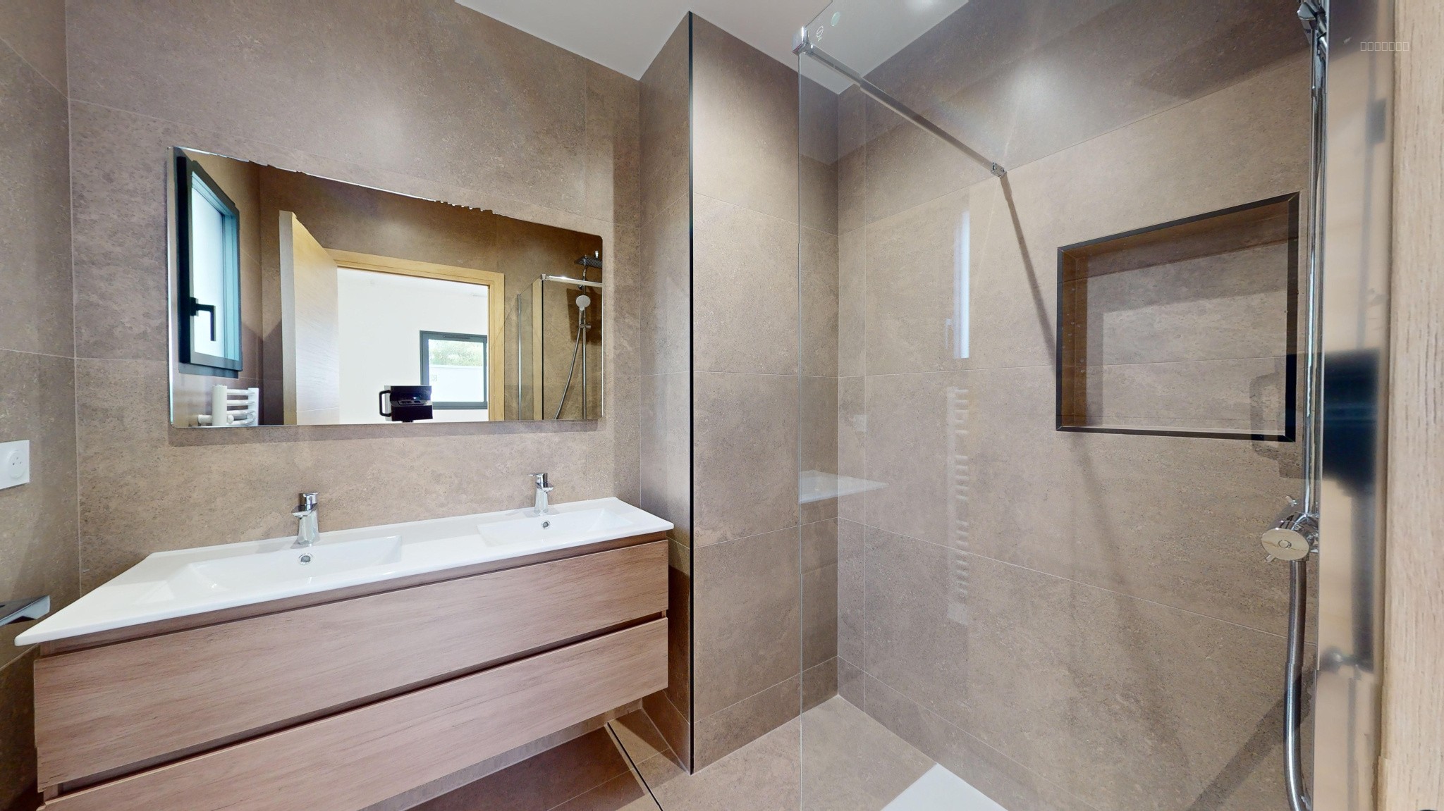 Cornebarrieu maison contemporaine de 200 m2 de type 6 — photo 19