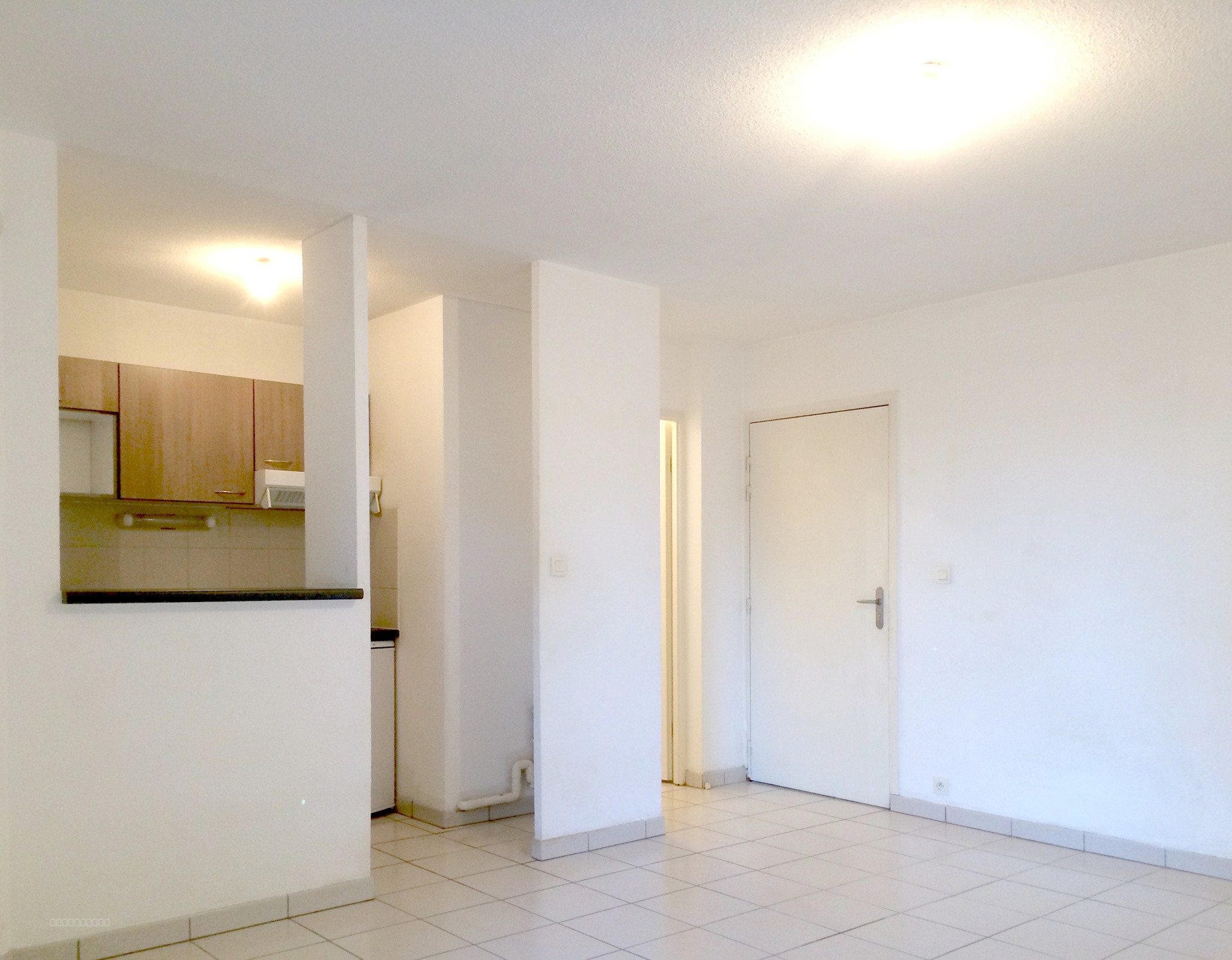 À vendre   Appartement T2 avec terrasse et parkings   Tournefeuille (31170) — photo 2