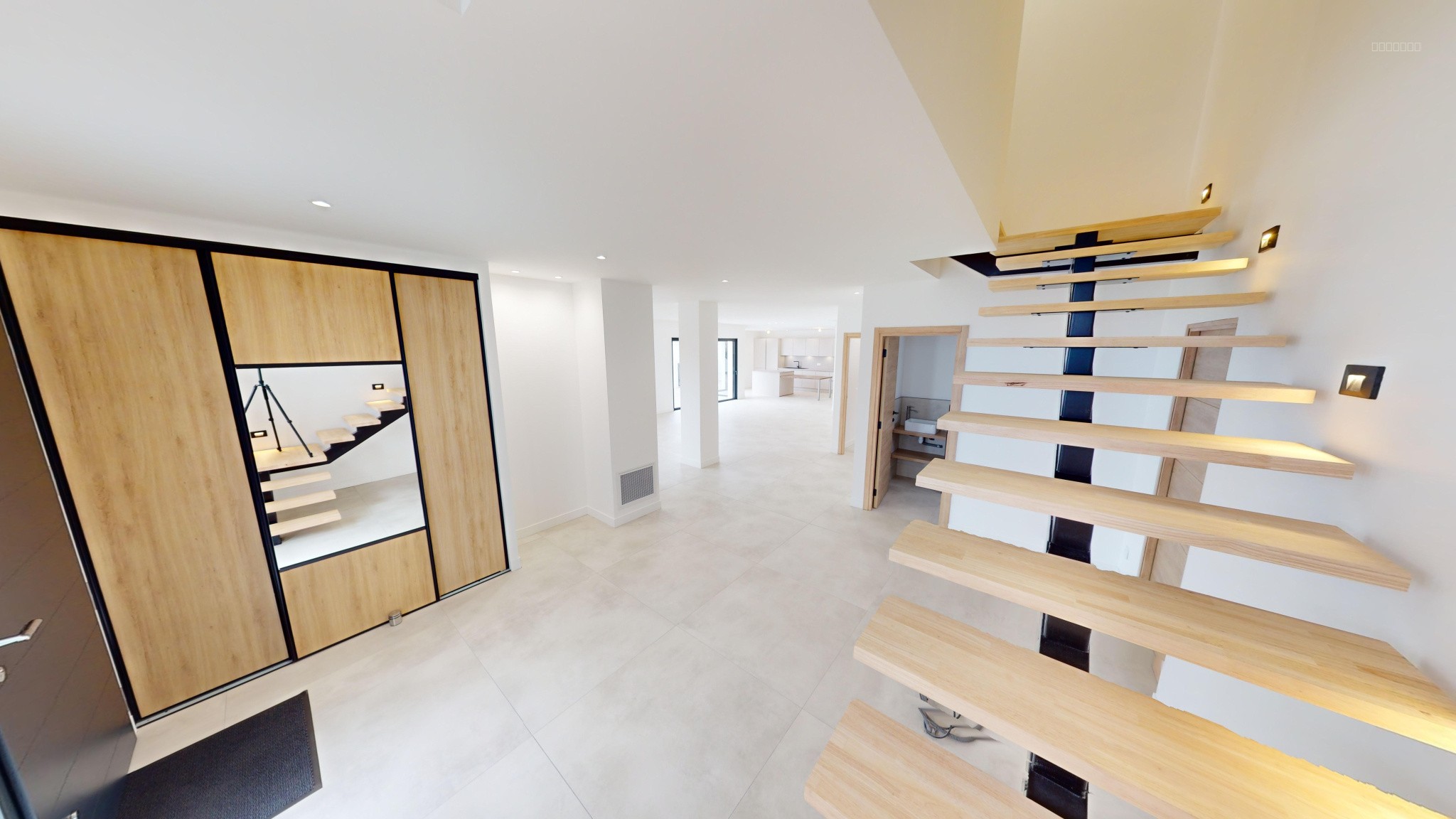 Cornebarrieu maison contemporaine de 200 m2 de type 6 — photo 17