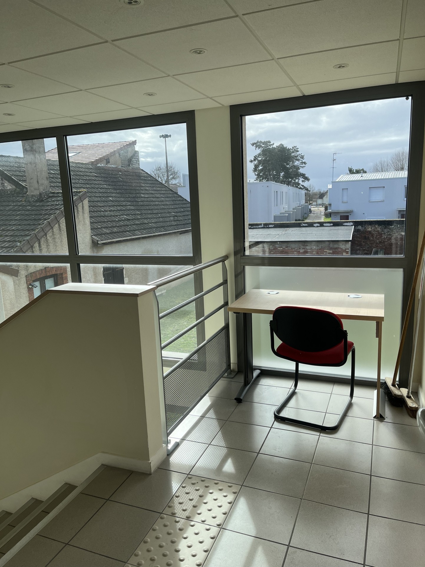 À louer : Appartement T3 atypique de 85,82 m2   1 Rue Louise Michel, Saint-Marcel (près de Chalon-sur-Saône) — photo 12