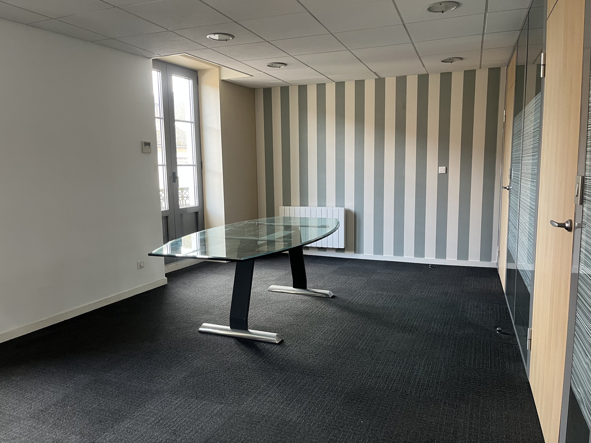 À louer : Appartement T3 atypique de 85,82 m2   1 Rue Louise Michel, Saint-Marcel (près de Chalon-sur-Saône) — photo 8