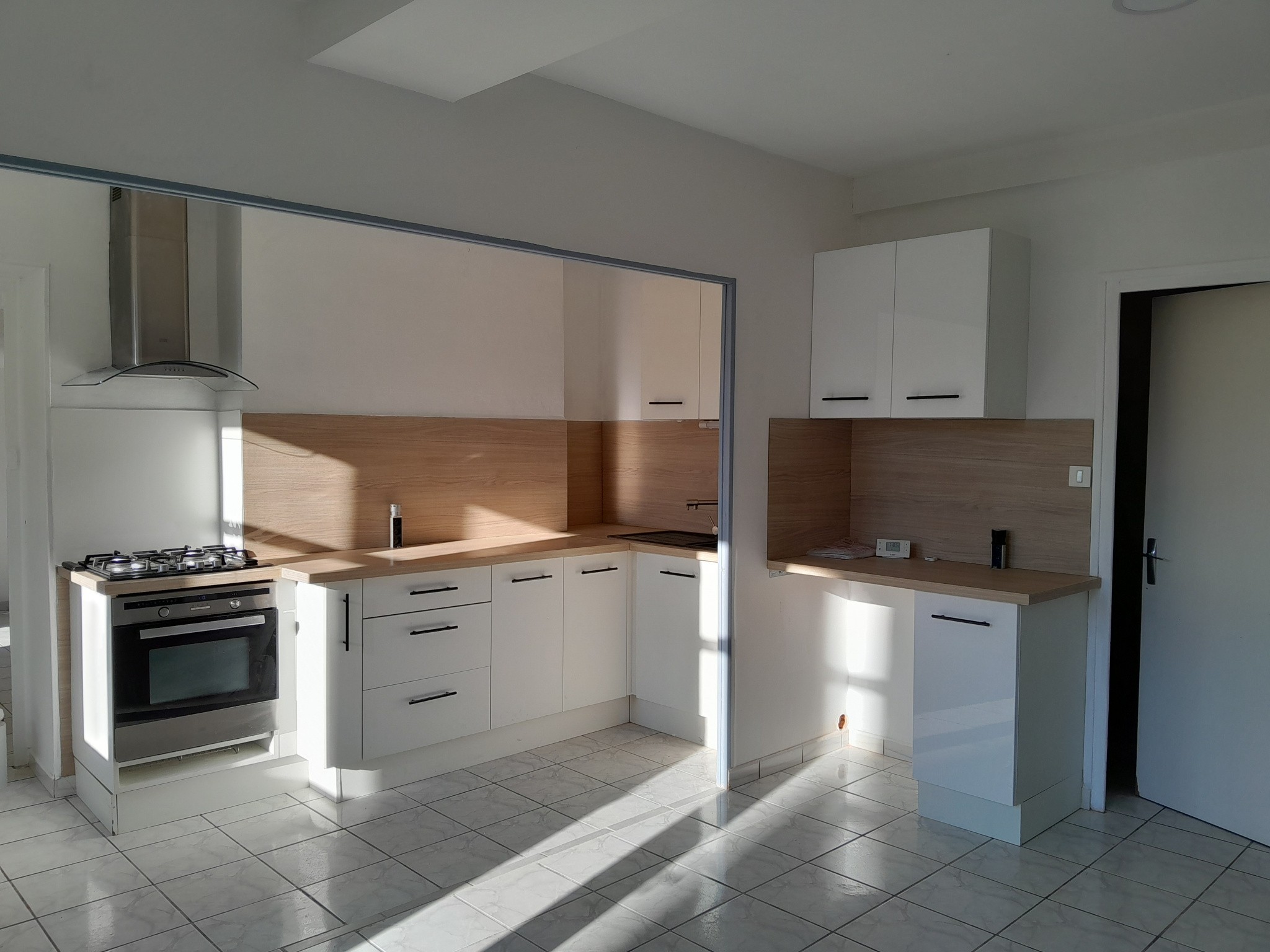 À louer   Maison T6 de 115,10 m2 à Épervans — photo 2