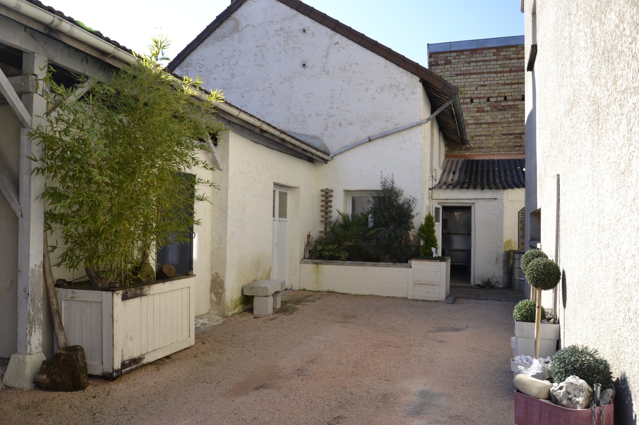 IMMEUBLE CENTRE SAINT MARCEL A VENDRE — photo 3