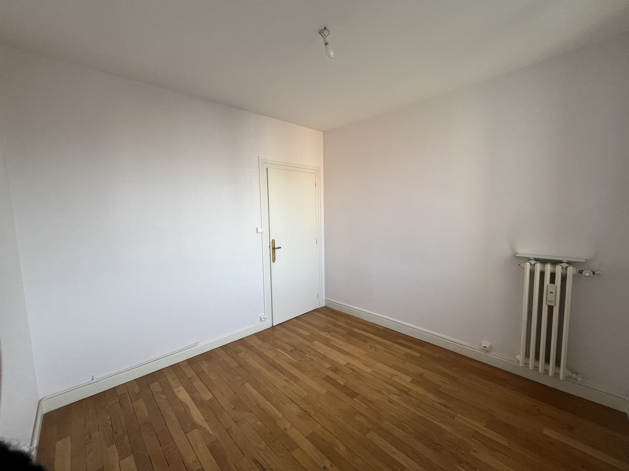 A Louer - Appartement T3 lumineux - 26 Place Mathias — photo 14