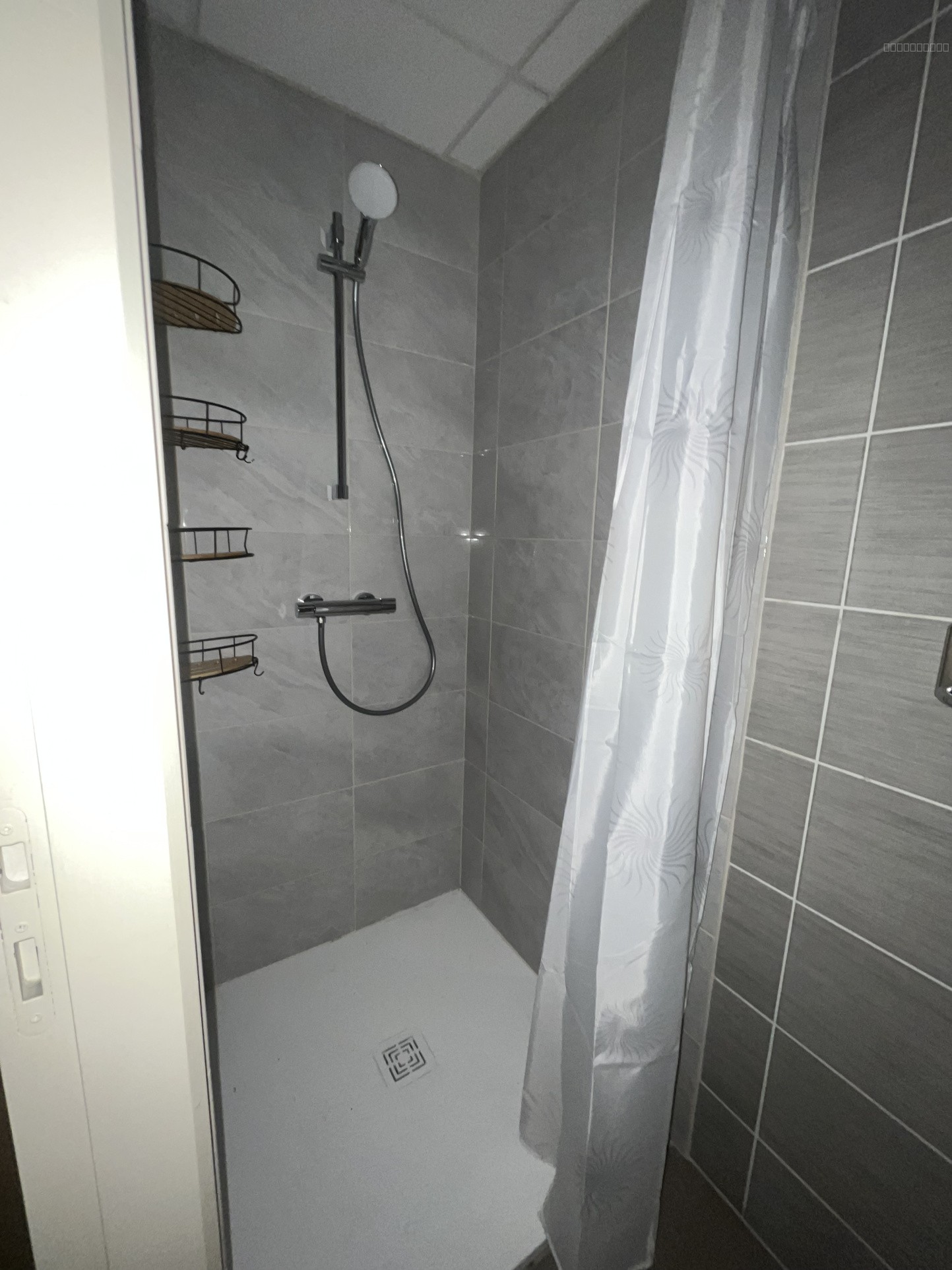 À louer : Appartement T3 atypique de 85,82 m2   1 Rue Louise Michel, Saint-Marcel (près de Chalon-sur-Saône) — photo 11