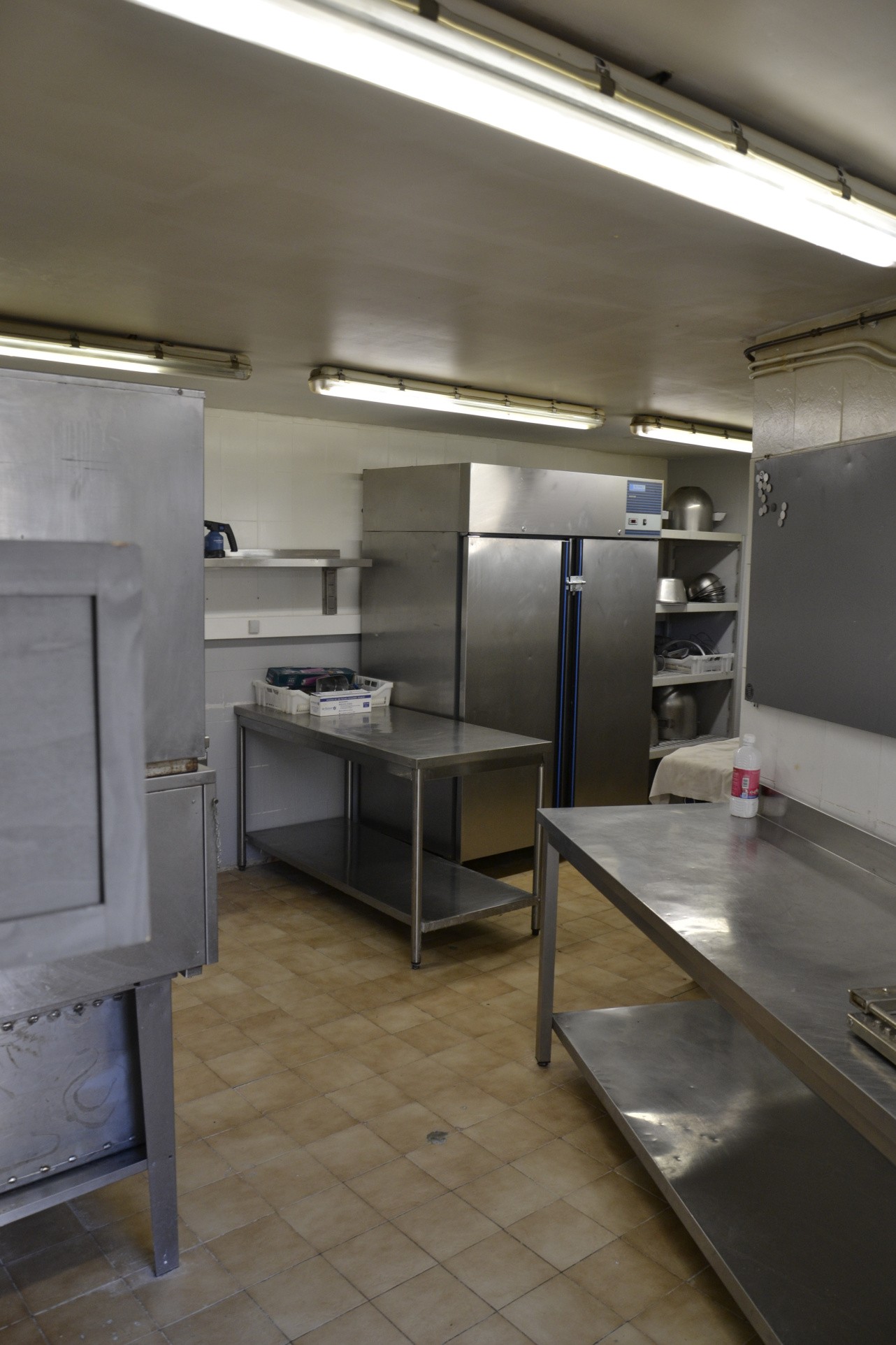 IMMEUBLE CENTRE SAINT MARCEL A VENDRE — photo 7