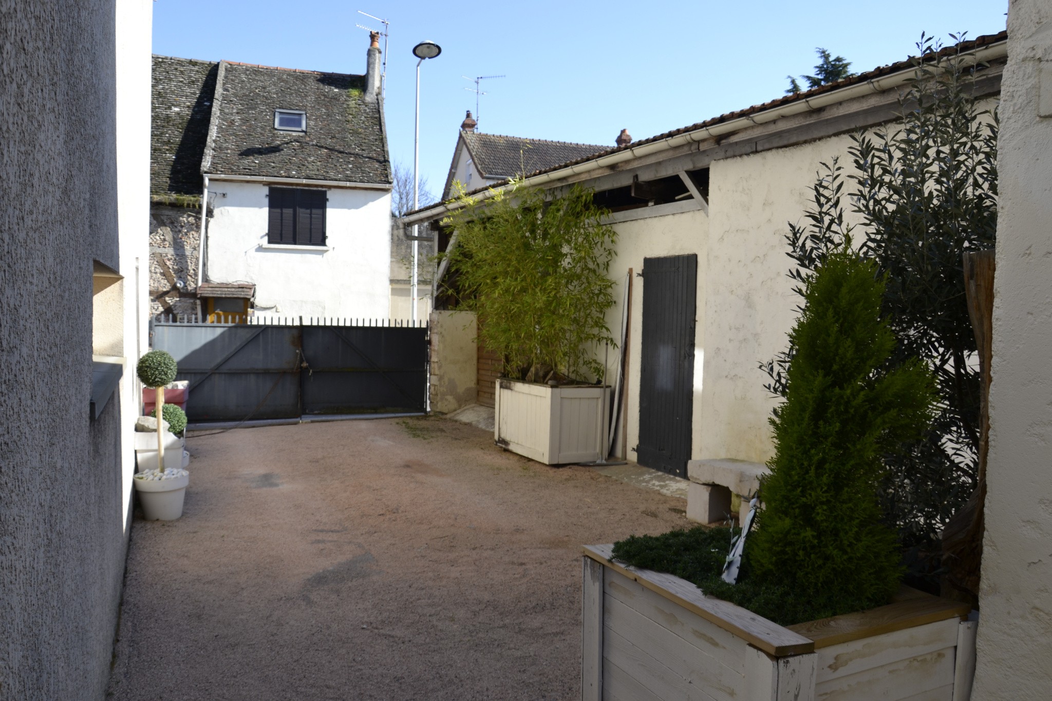 IMMEUBLE CENTRE SAINT MARCEL A VENDRE — photo 4