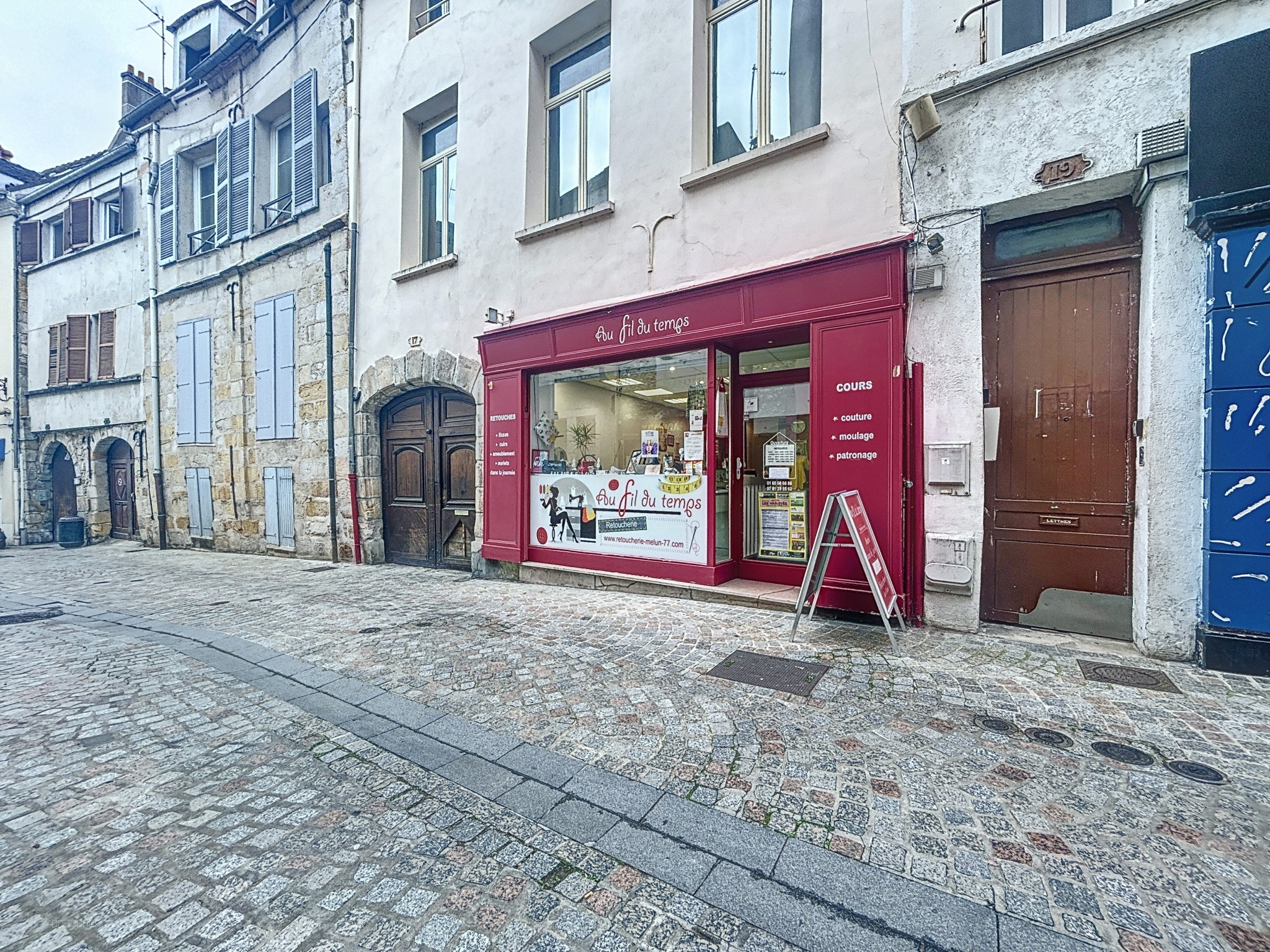 LOCAL COMMERCIAL MELUN CENTRE VILLE — photo 2