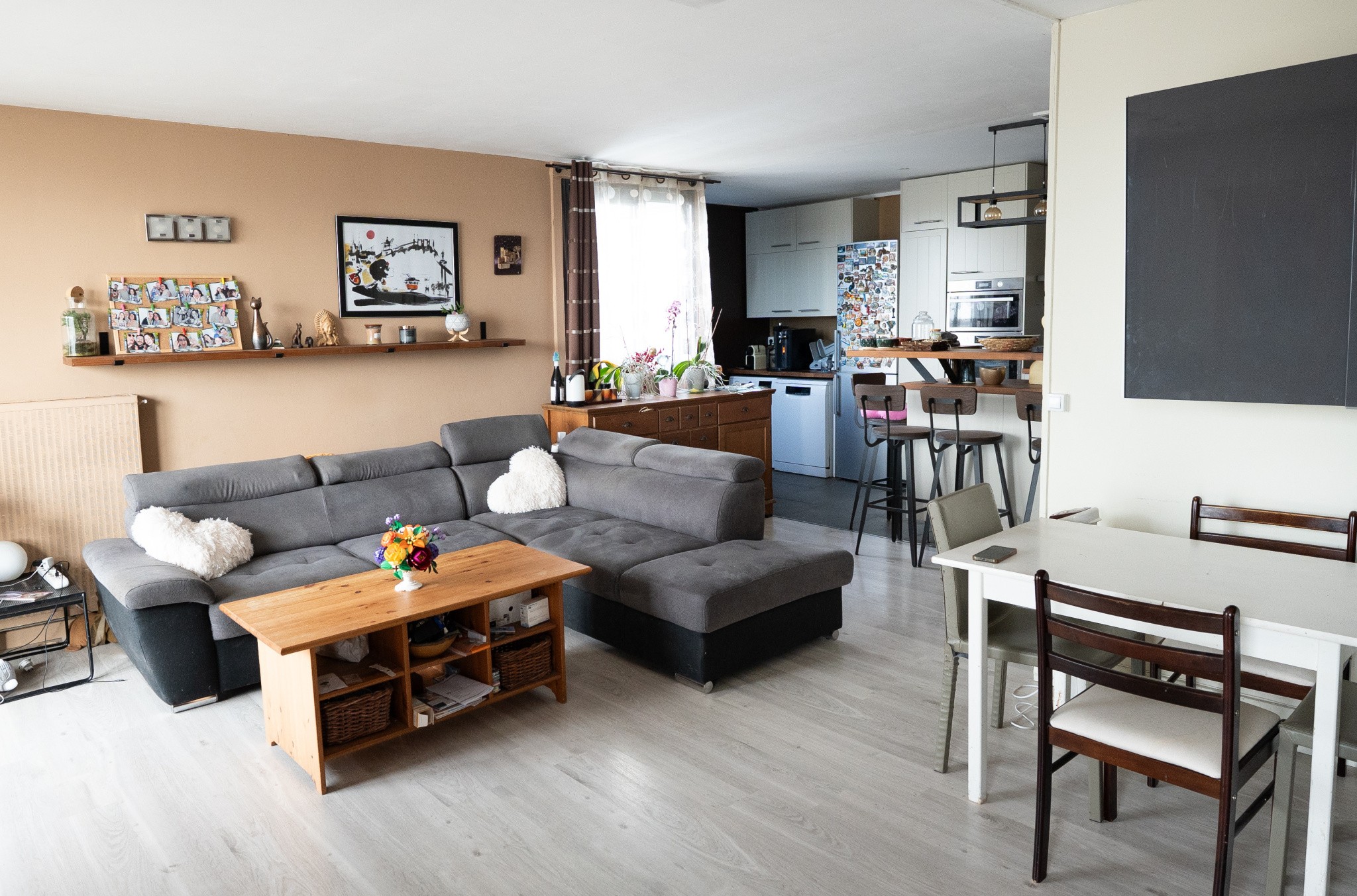 ? Neuilly-sur-Marne   F4 dernier étage lumineux avec balcon   73 m2  ? — photo 2