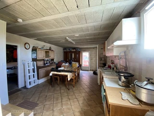 PAVILLON SUR SOUS-SOL SEMI-ENTERRE — photo 6