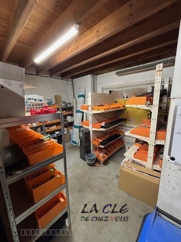 LOCAL PROFESSIONNEL — photo 6