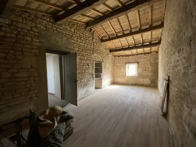 MAISON ANCIENNE A RENOVER — photo 6