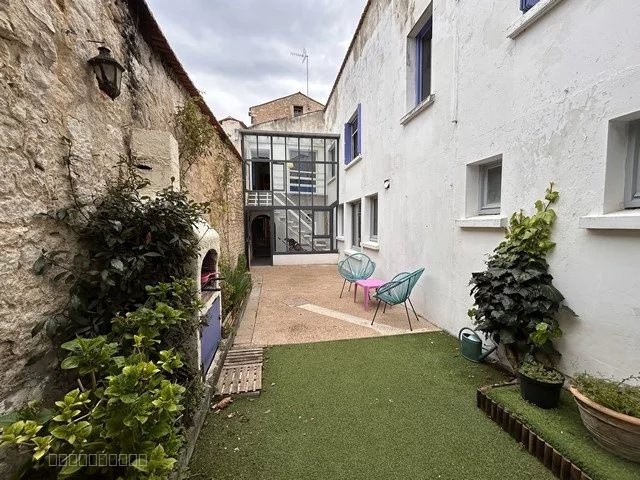 IMMEUBLE AVEC LOCAL COMMERCIAL — photo 6