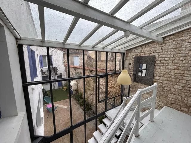 IMMEUBLE AVEC LOCAL COMMERCIAL — photo 7