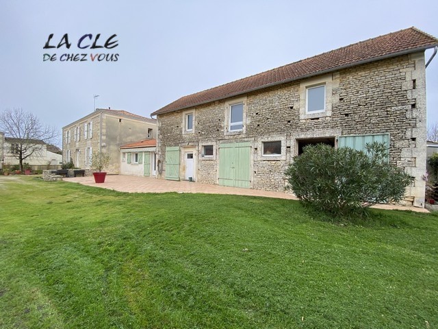 MAISON ANCIENNE RENOVEE — photo 8