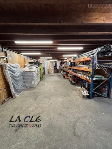 LOCAL PROFESSIONNEL — photo 5