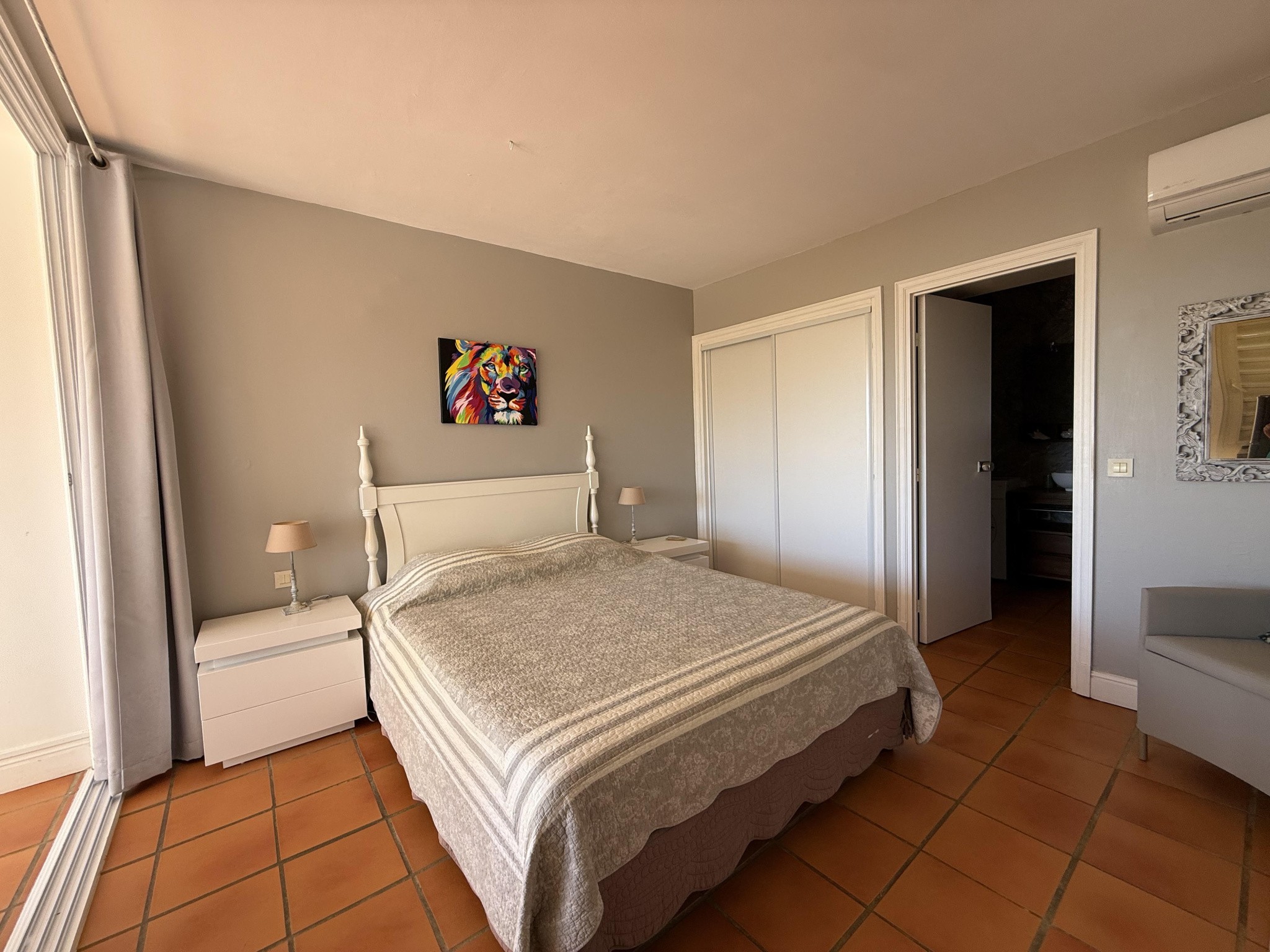 Appartement aperçu mer avec plage et piscine — photo 5