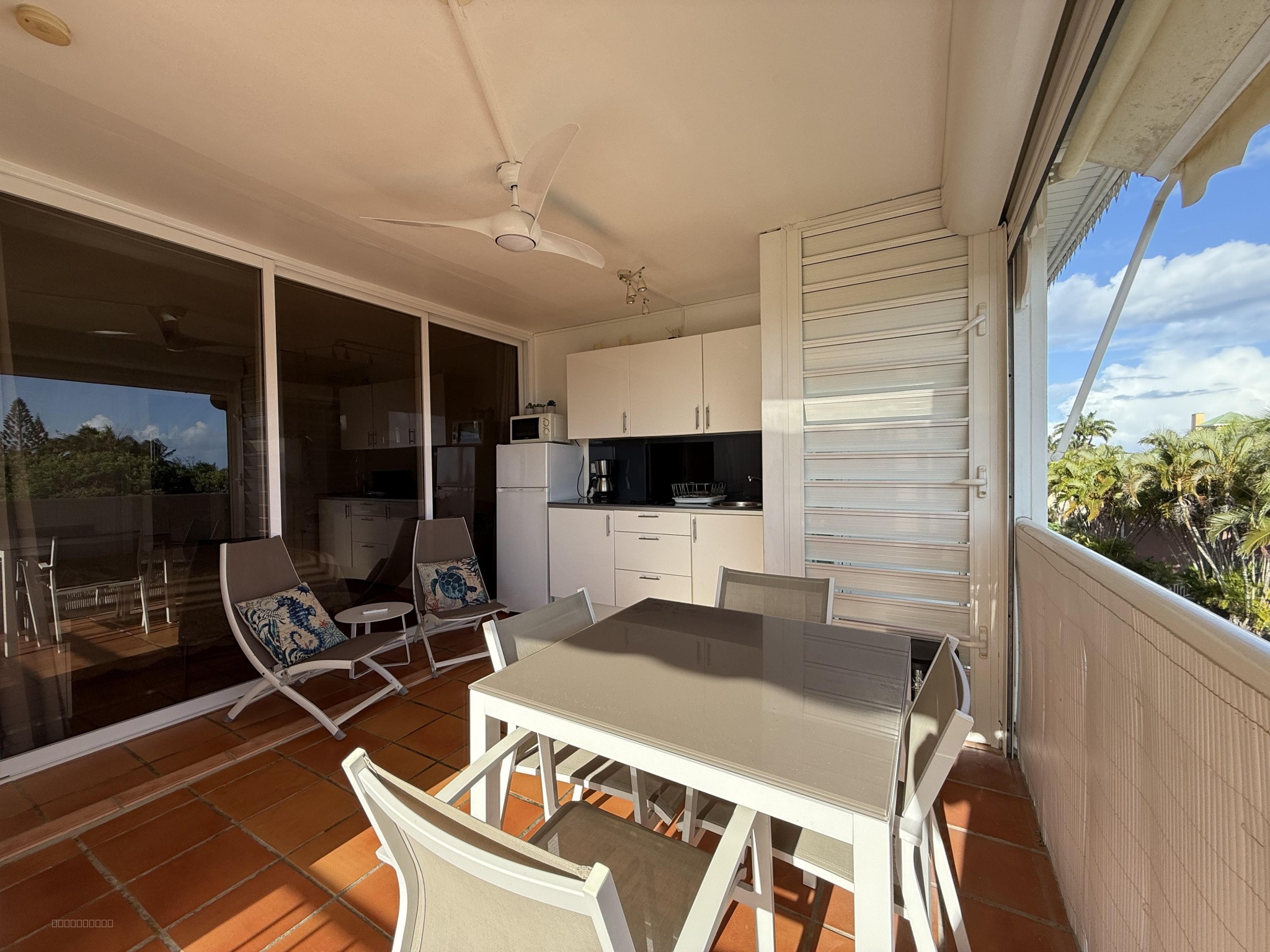 Appartement aperçu mer avec plage et piscine — photo 6