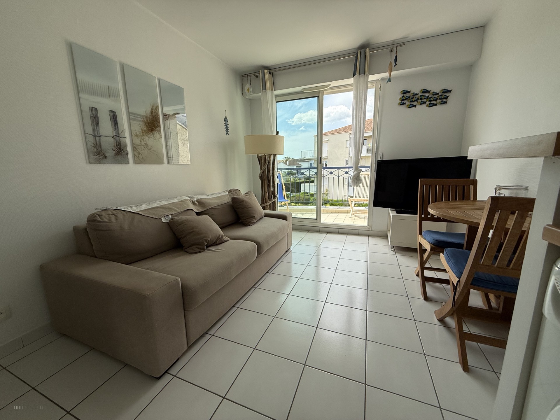 PONTAILLAC Appartement 2 pièces lumineux avec terrasse et parking — photo 4