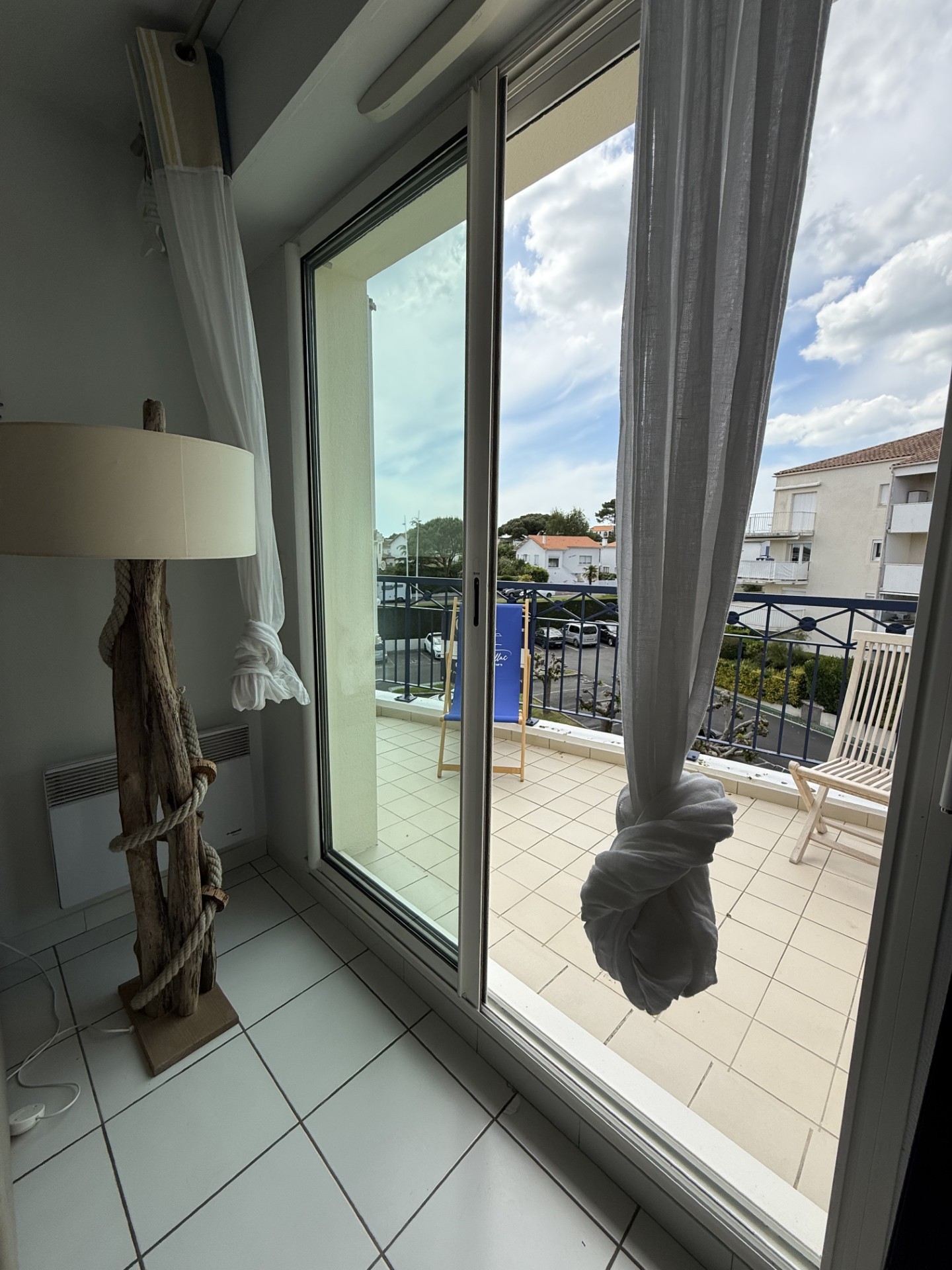 PONTAILLAC Appartement 2 pièces lumineux avec terrasse et parking — photo 2