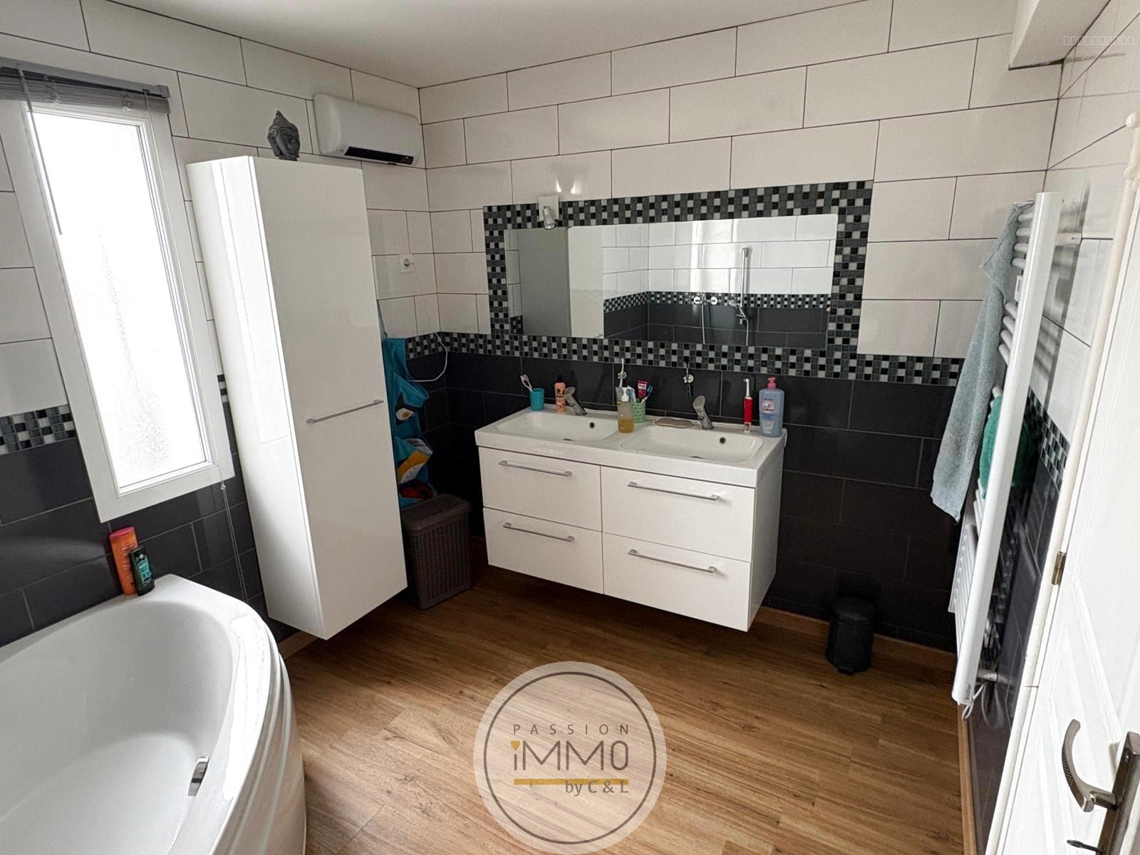 Maison contemporaine 145 m2 avec piscine - Mison — photo 5