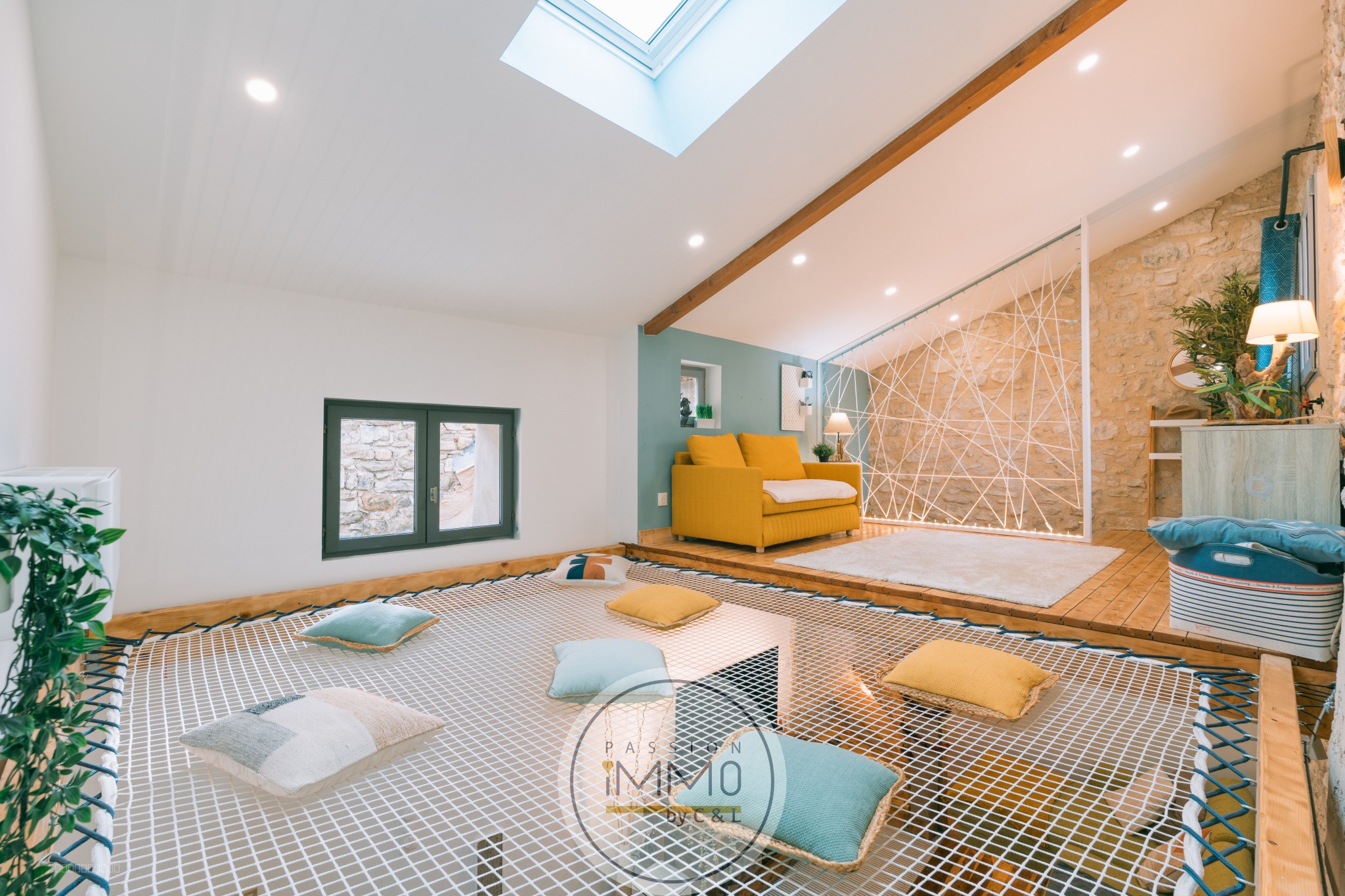 Maison de 120m2 en plein de charme, en plein coeur de village. — photo 10