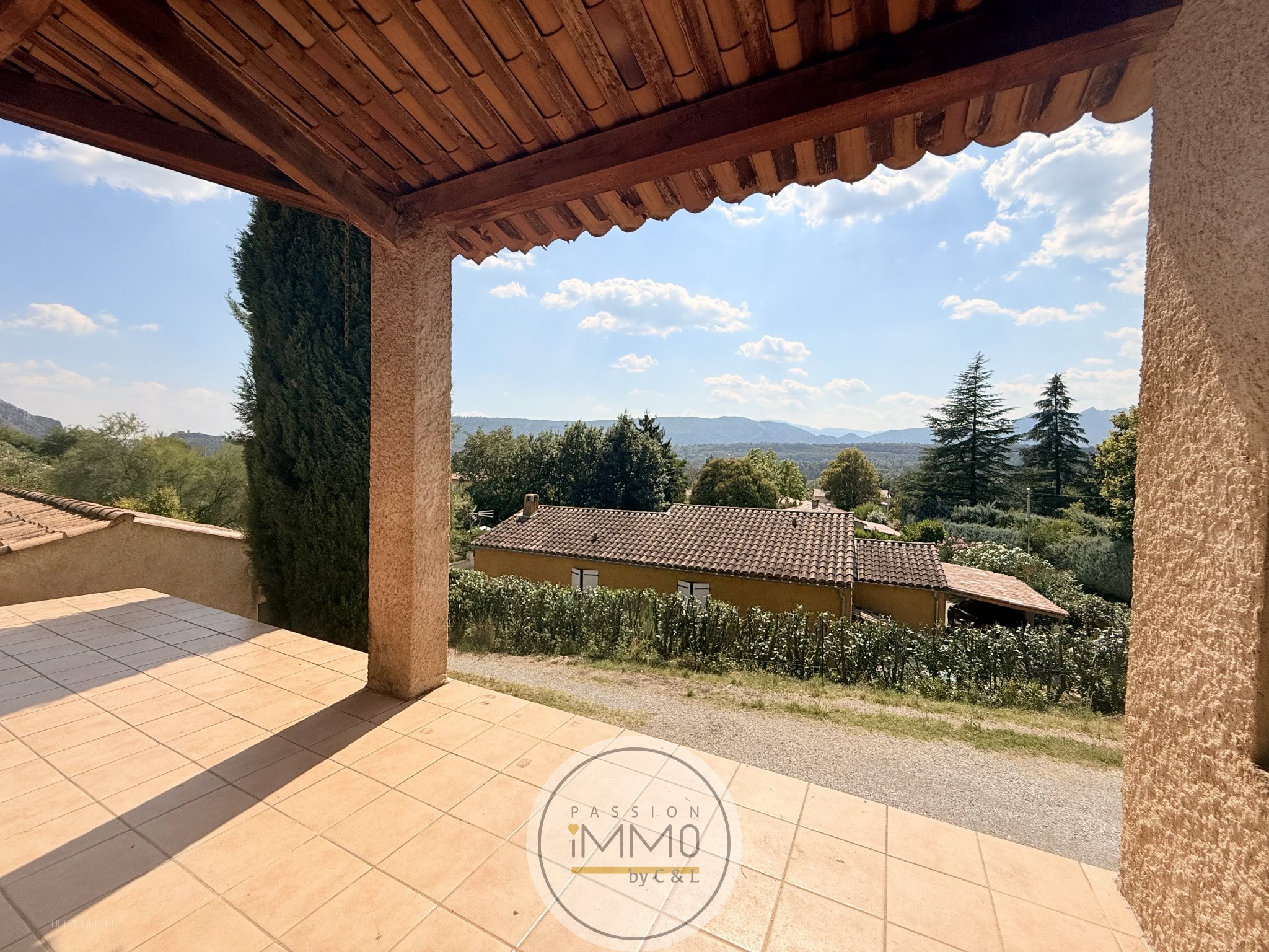 Maison située sur la commune de Sisteron - Quartier La Chaumiane — photo 2