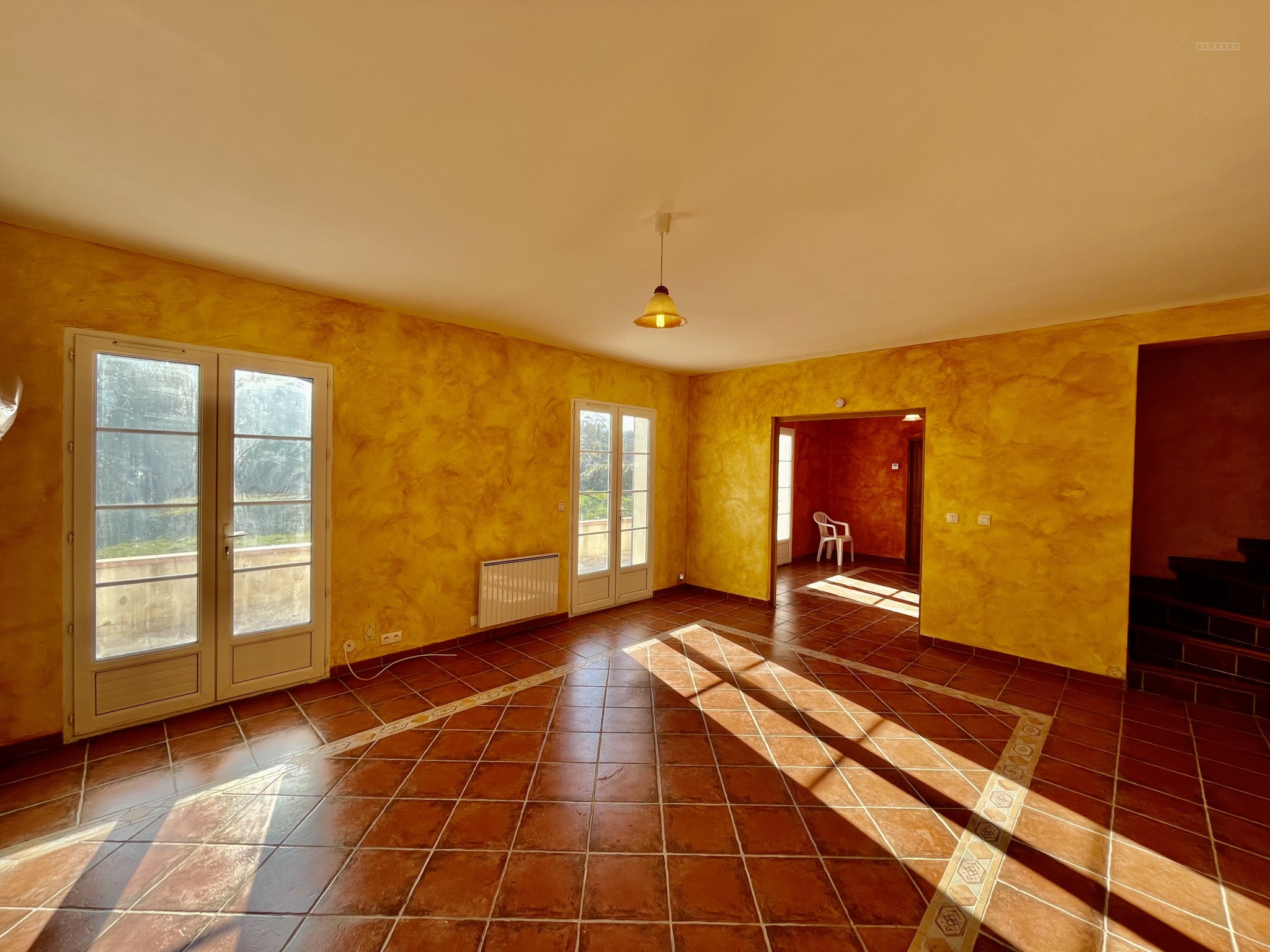 La Cavayère: magnifique maison avec piscine, terrasses et garage sur 3000 m2 de terrain — photo 5