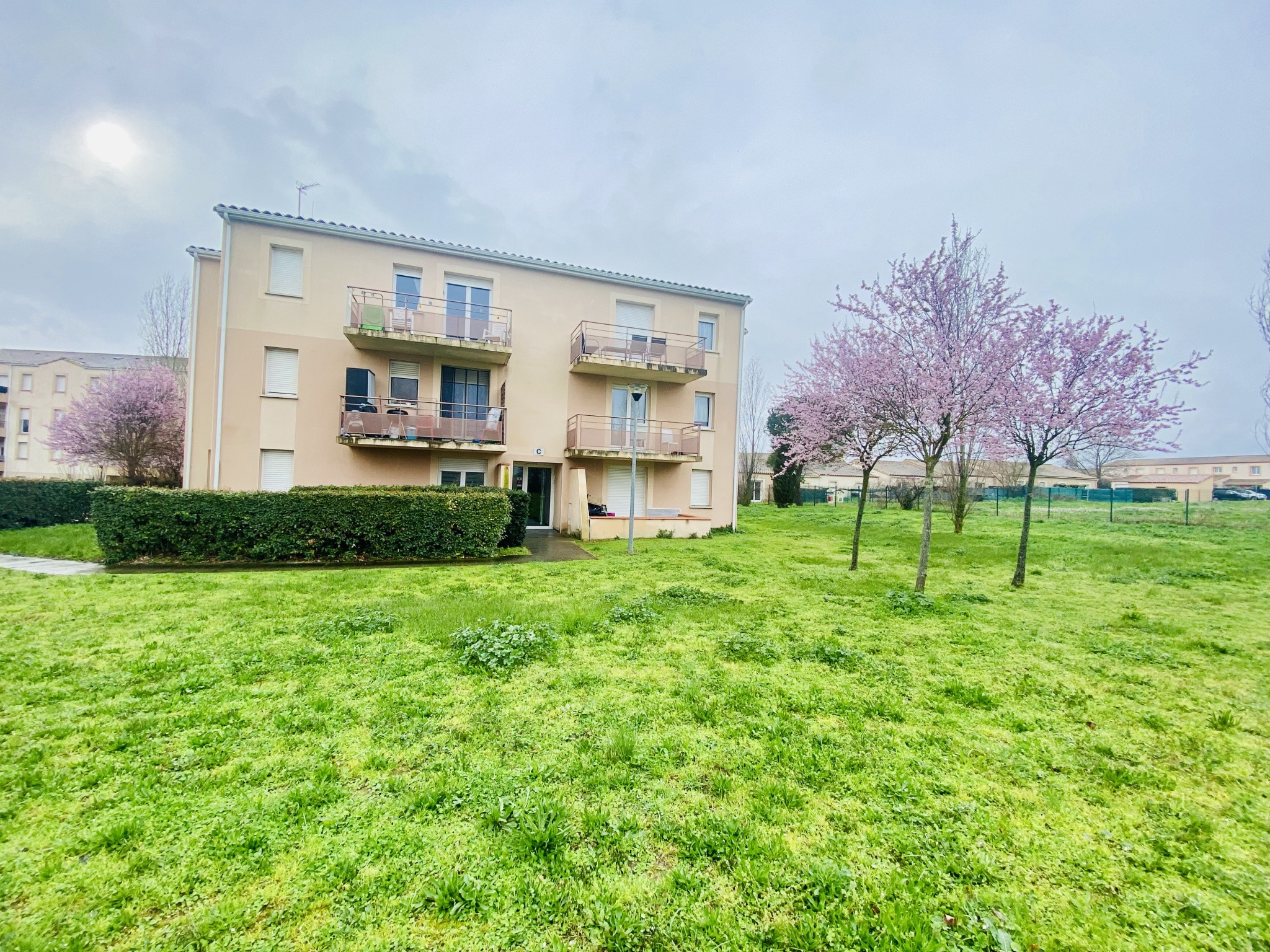 Appartement T2 avec avec balcon et parking vendu loué - Investisseurs — photo 7