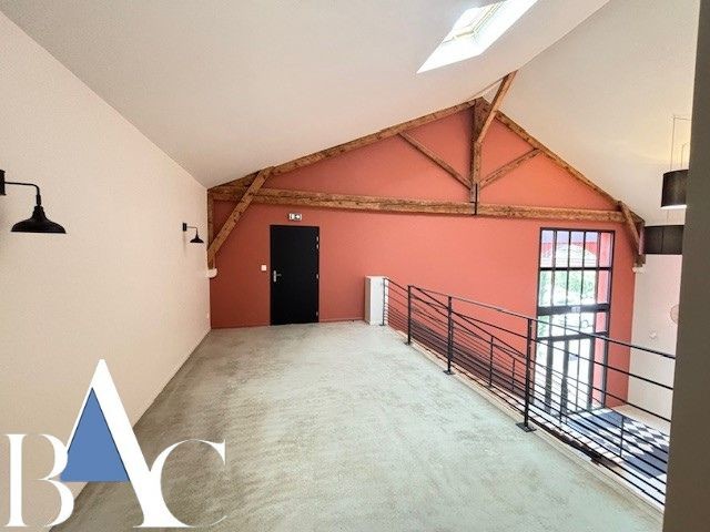 OCCITANIE - A CARCASSONNE - BUREAUX  PROFESSIONNELS - PRESTIGE  + PLACES DE STATIONNEMENT — photo 11