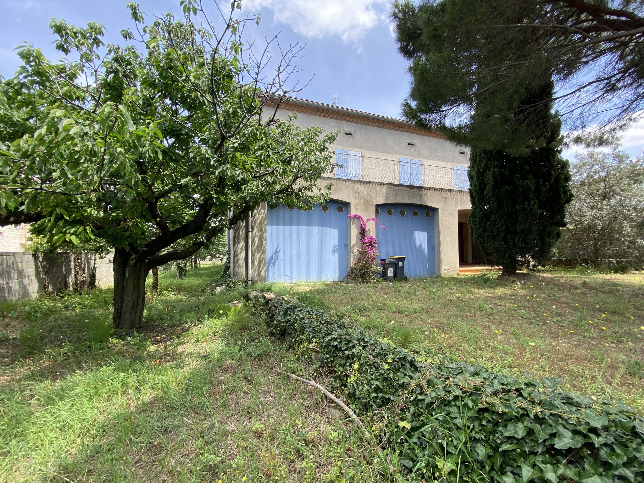 Spacieuse maison avec atelier de 220 m2, terrasses, garages et jardin de 600m2 — photo 14
