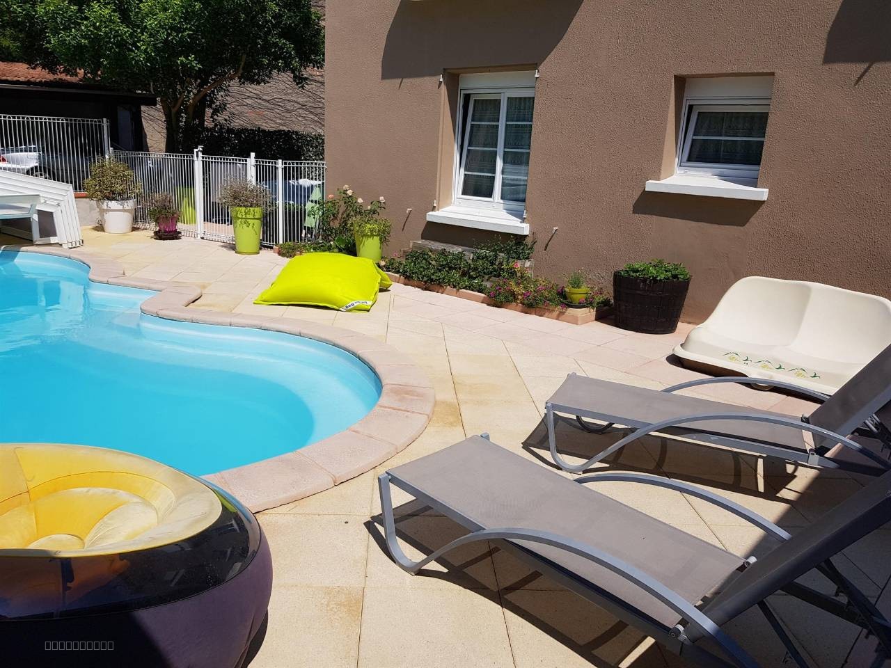 CARCASSONNE - PROCHE CITE - VILLA  AVEC PISCINE & JARDIN + STUDIO INDEPENDANT — photo 2