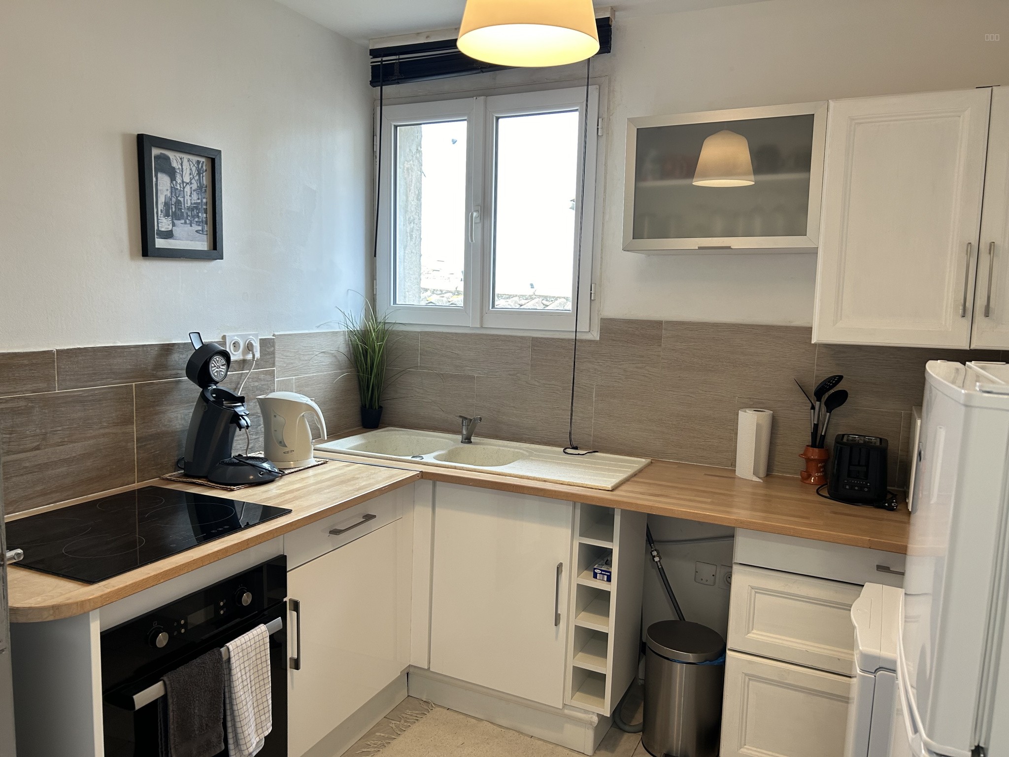 CARCASSONNE - T3 ENTIEREMENT MEUBLE ET EQUIPE - GRANDE TERRASSE — photo 5