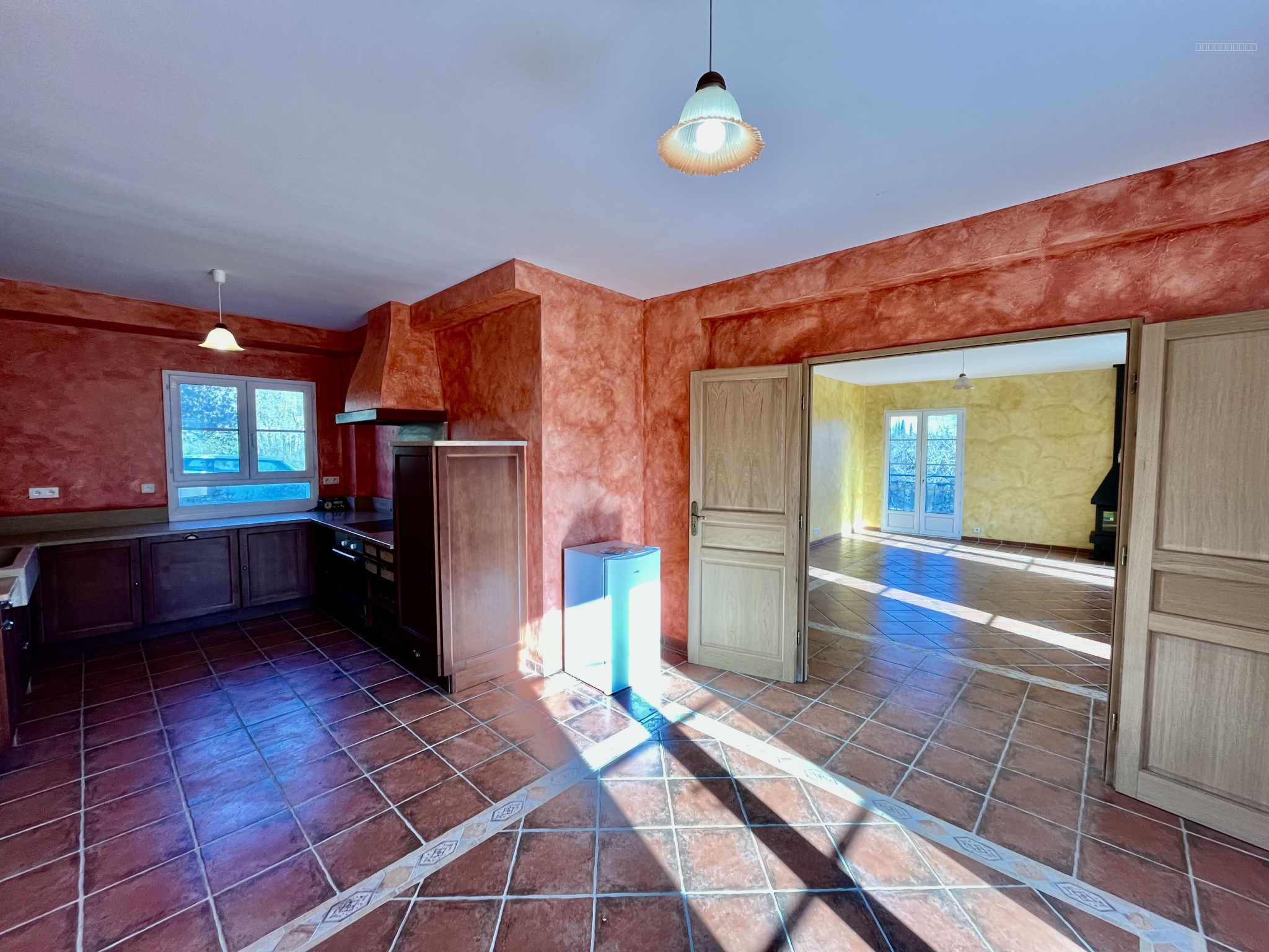 La Cavayère: magnifique maison avec piscine, terrasses et garage sur 3000 m2 de terrain — photo 7