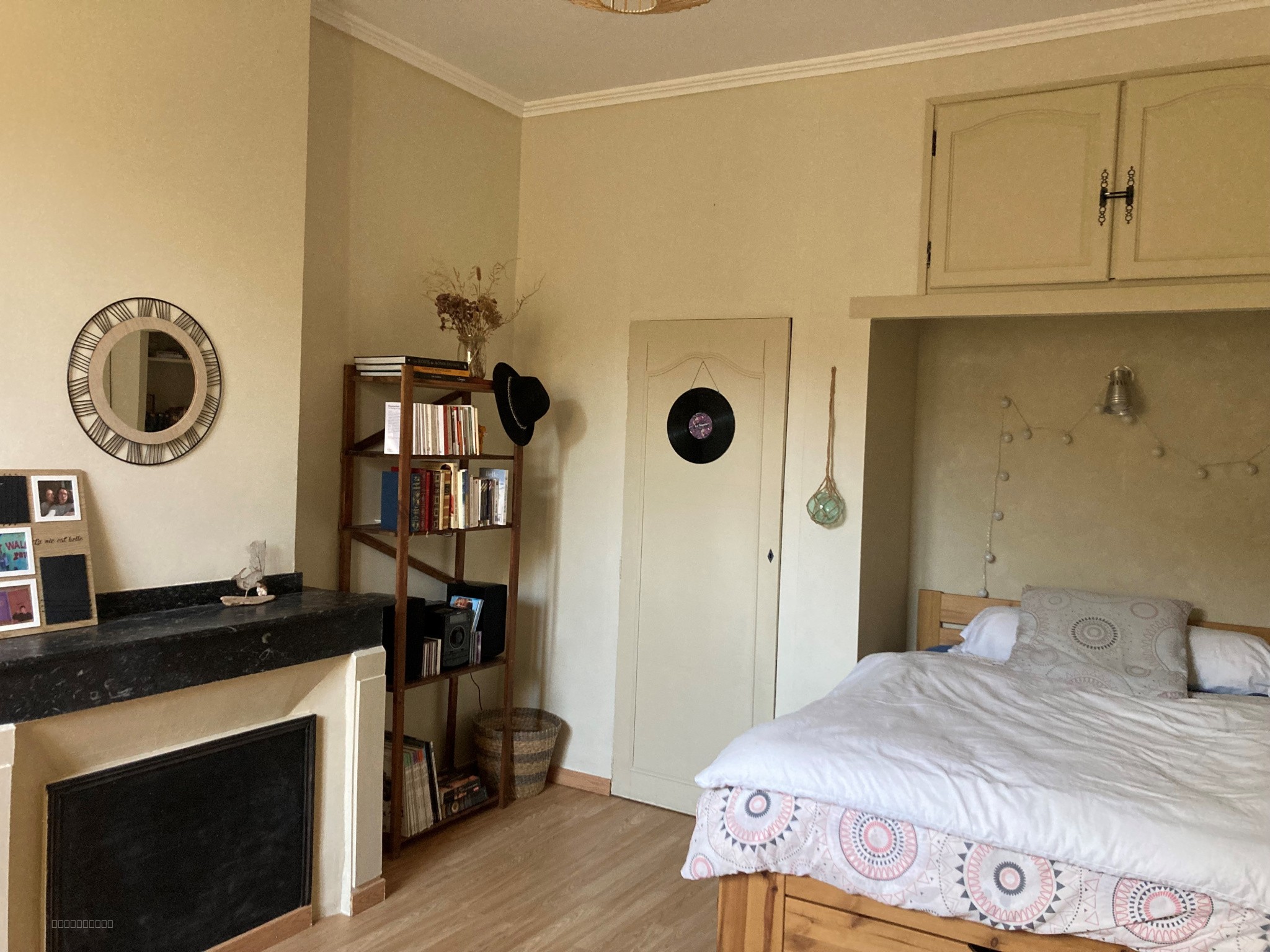 Carcassonne sud, dans un village tous commerces, belle maison vigneronne entièrement rénovée avec garages et p — photo 10