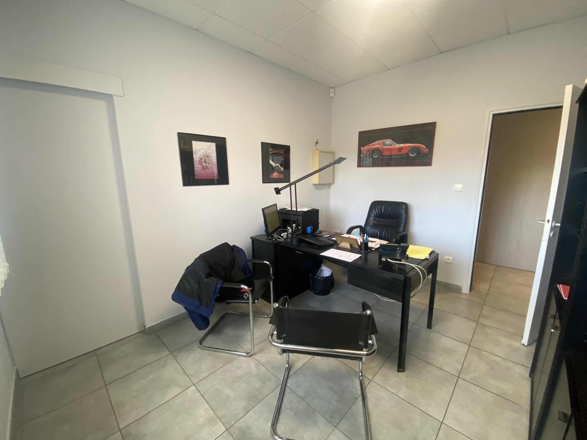 INVESTISSEMENT: Cabinet médical avec Parking/ vendu loué — photo 8