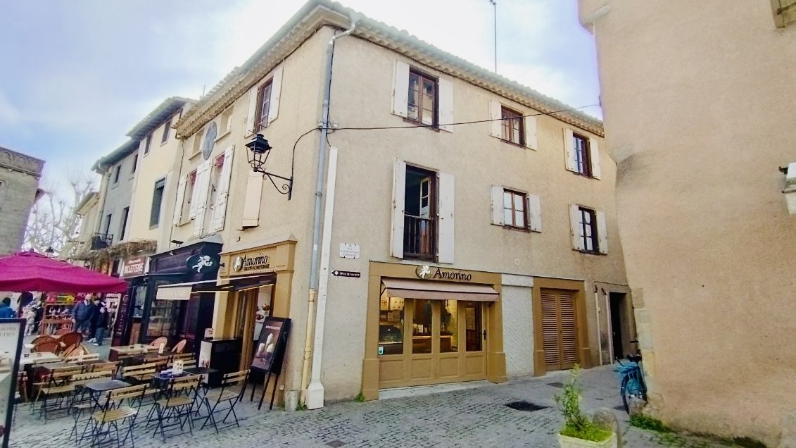 Au coeur de la Cité médiavale: maison sur deux niveaux — photo 2