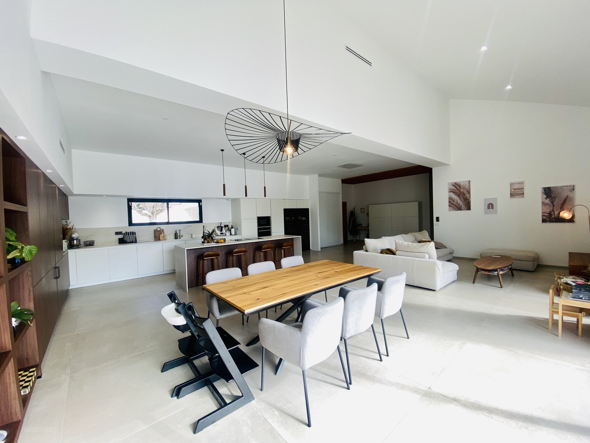 CARCASSONNE NORD: Magnifique villa de 350 m2 habitable, piscines et dépendance sur 4500 m2 de terrain — photo 4